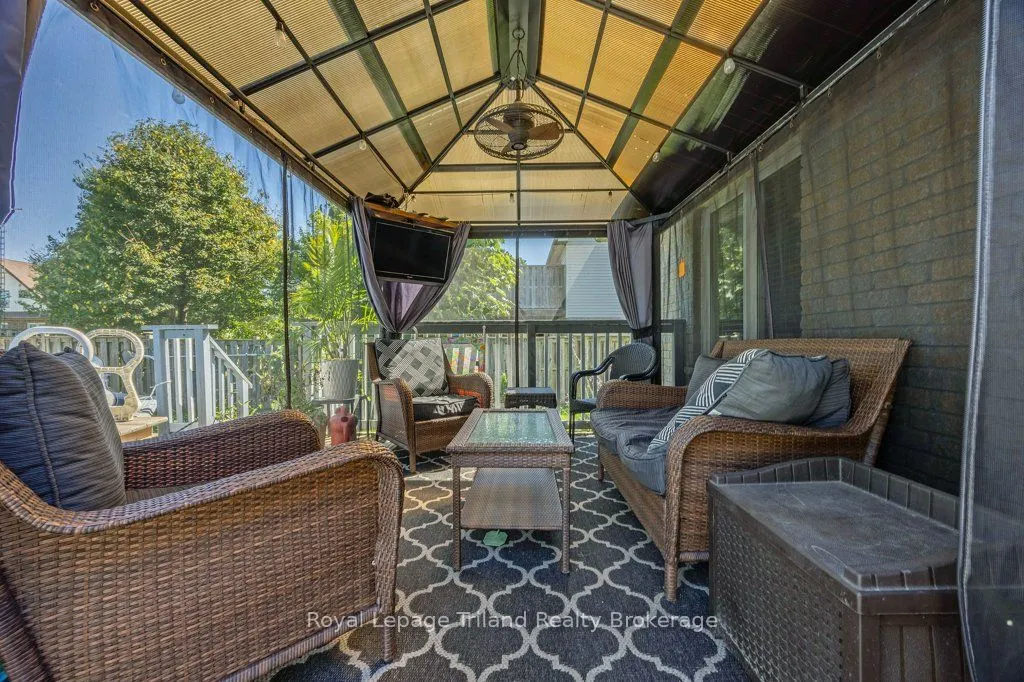 12 Graydon Drive