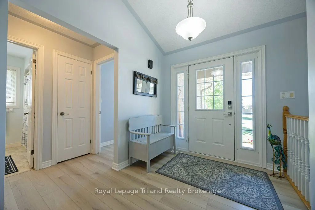 12 Graydon Drive