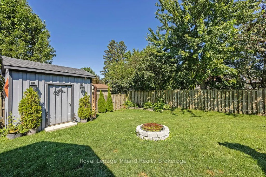 12 Graydon Drive