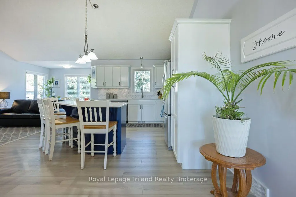 12 Graydon Drive