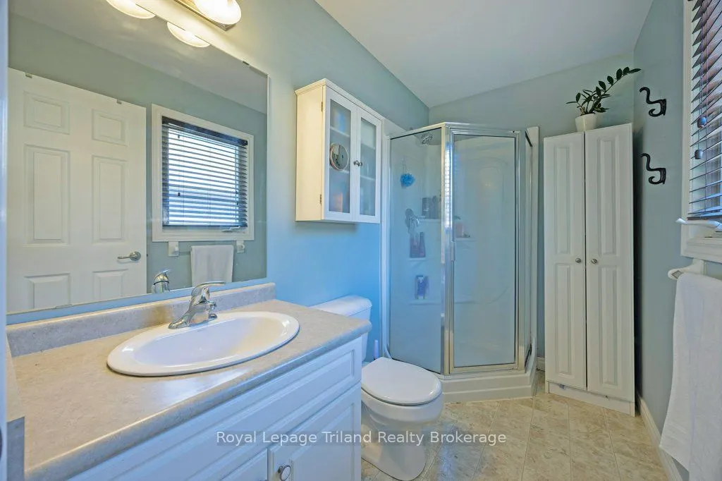 12 Graydon Drive