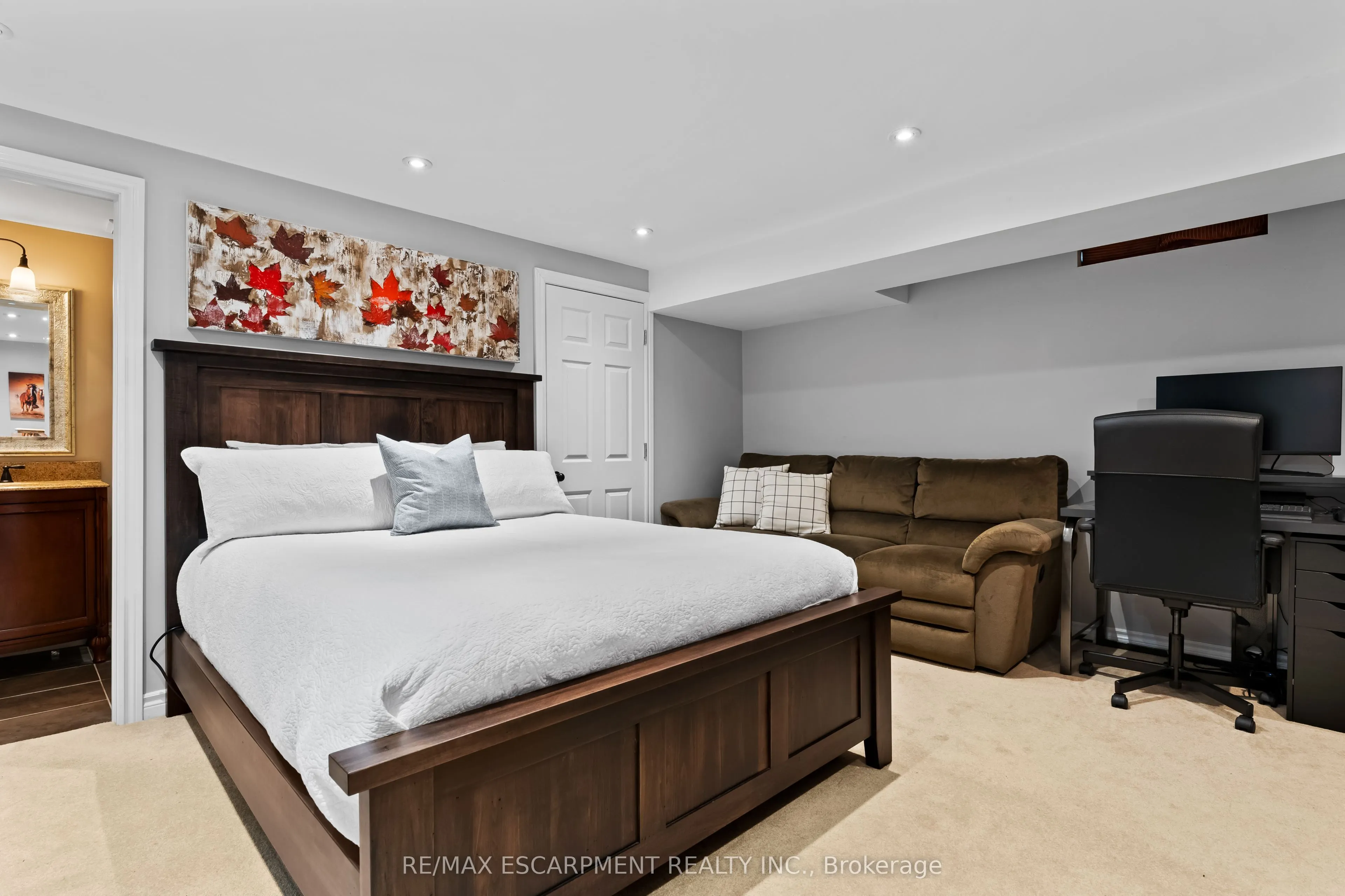 79 Braeheid Avenue #16