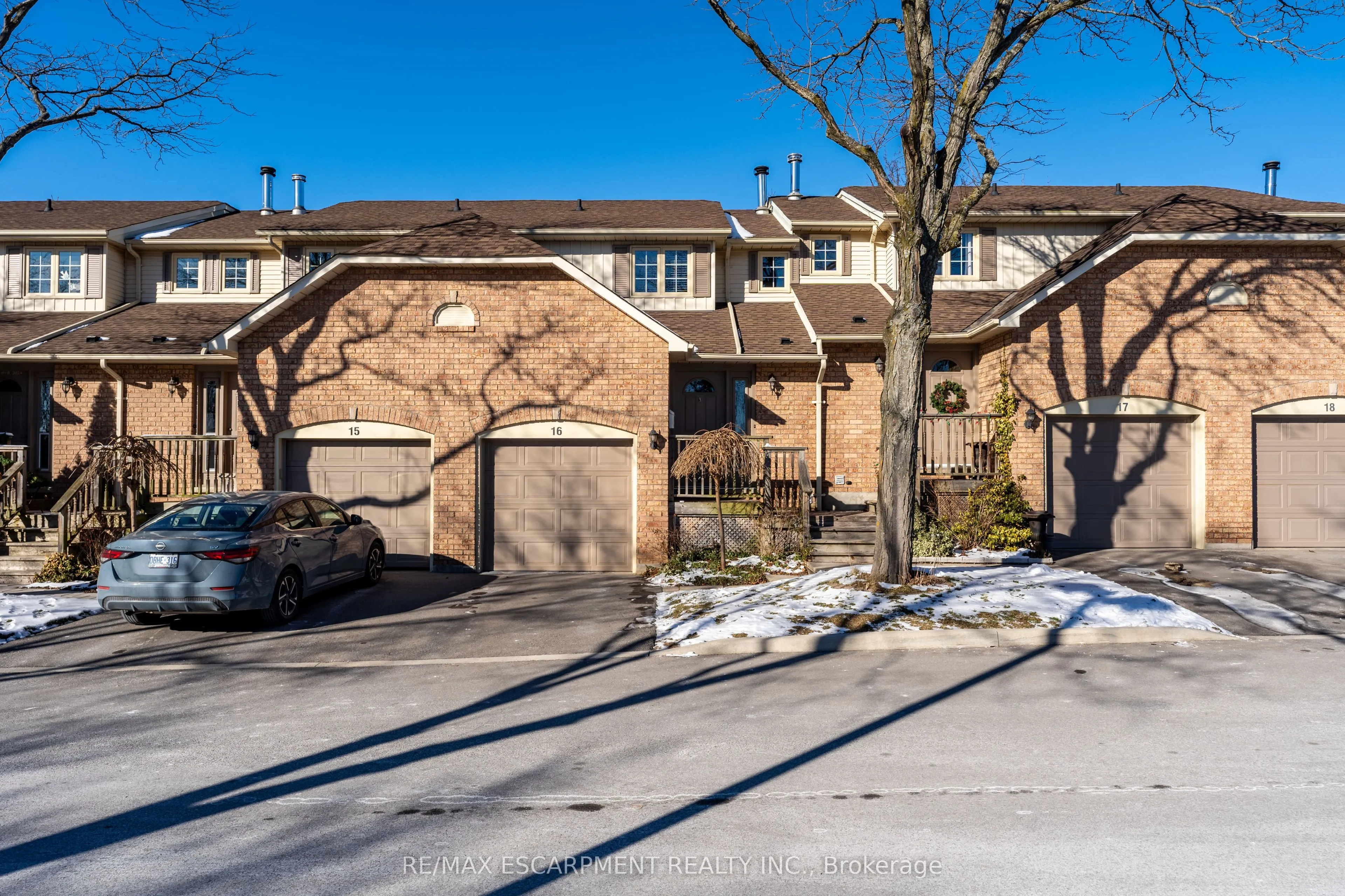 79 Braeheid Avenue #16