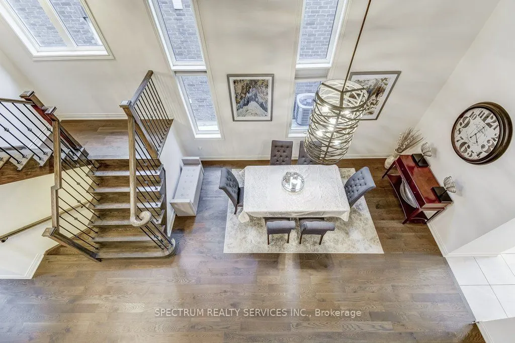 35 Chaumont Drive
