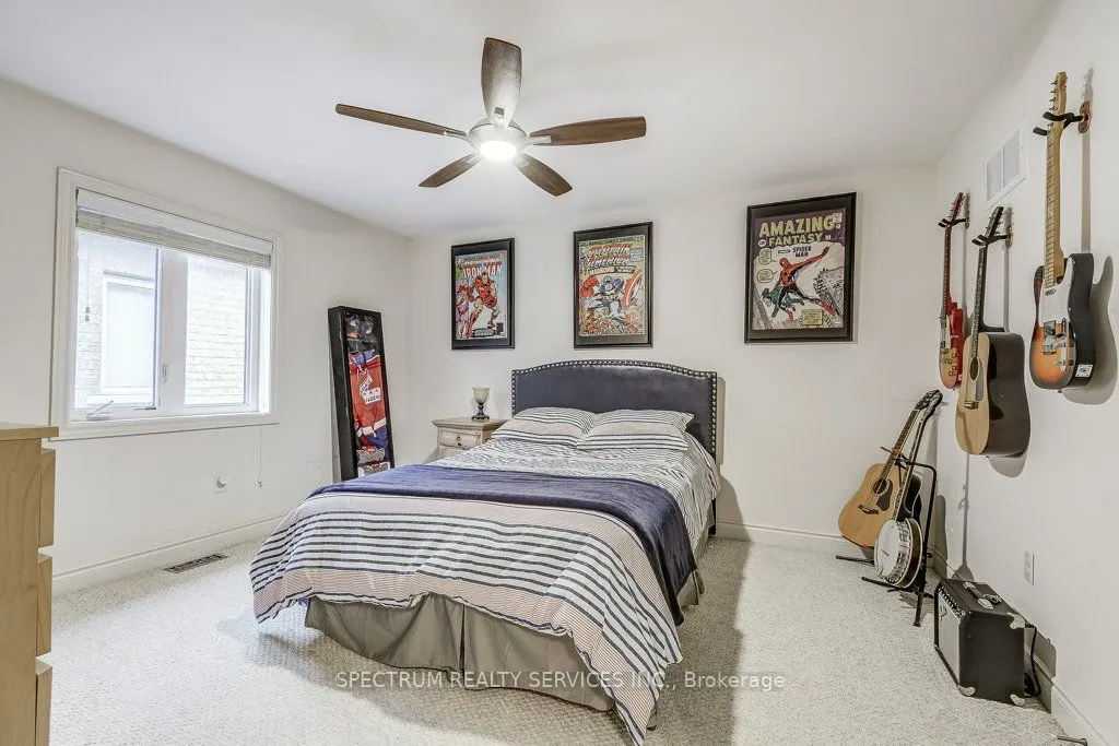 35 Chaumont Drive
