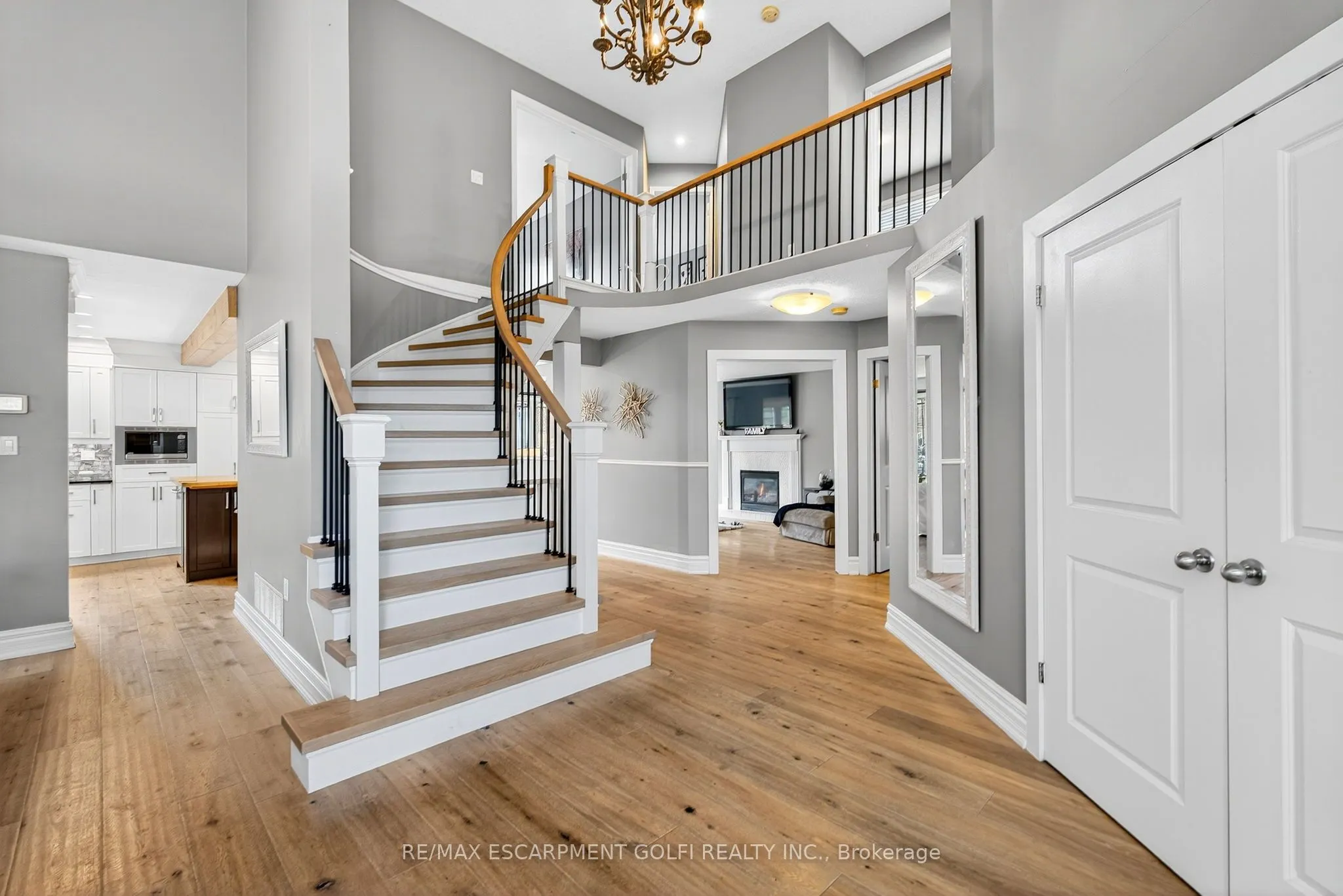 27 Surrey Drive