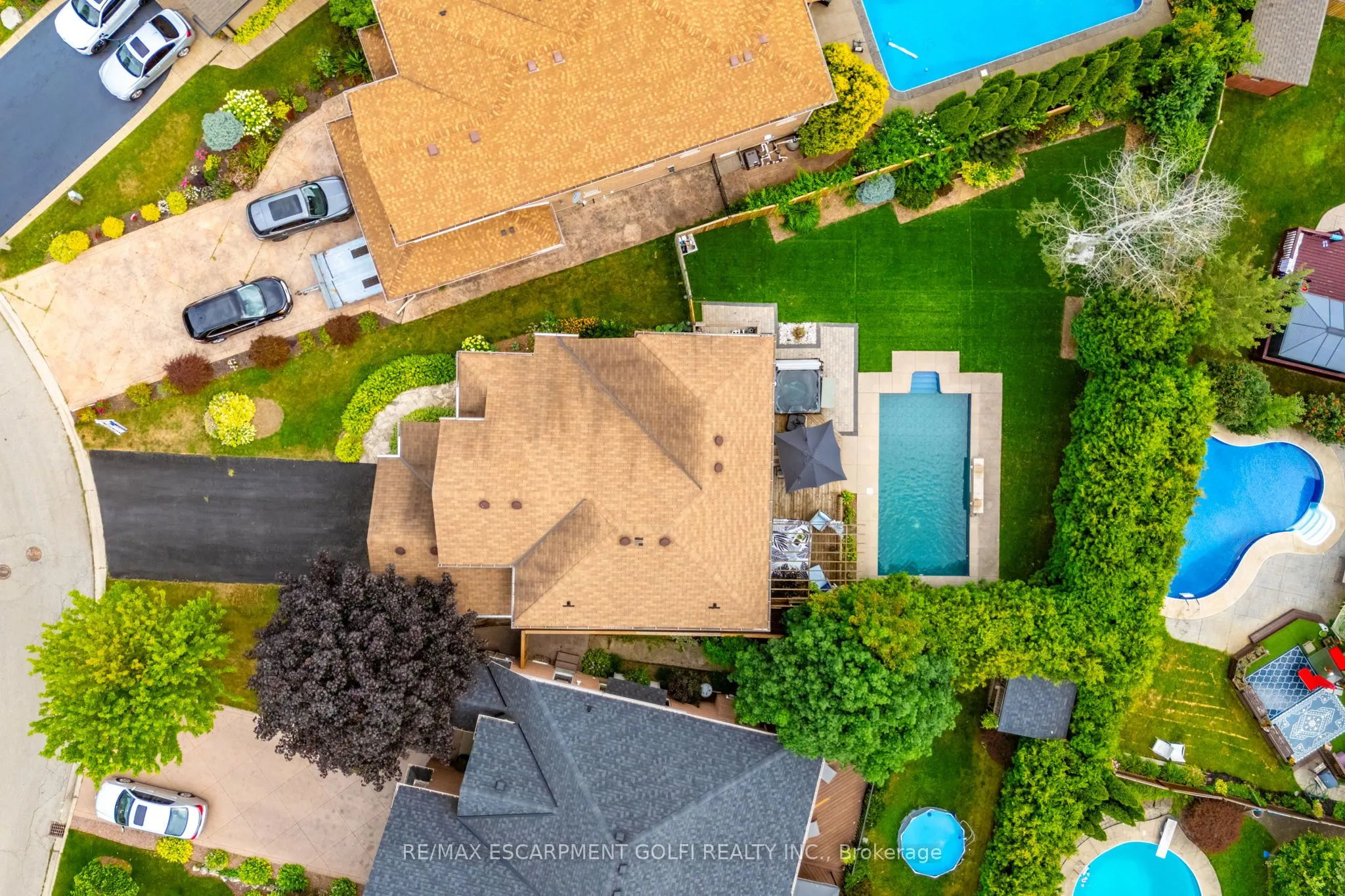 27 Surrey Drive