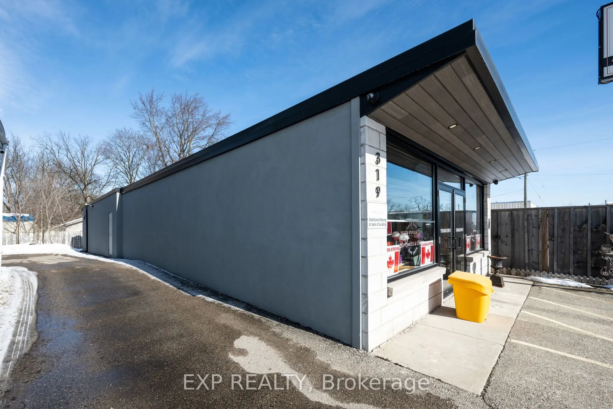 319 Springbank Drive