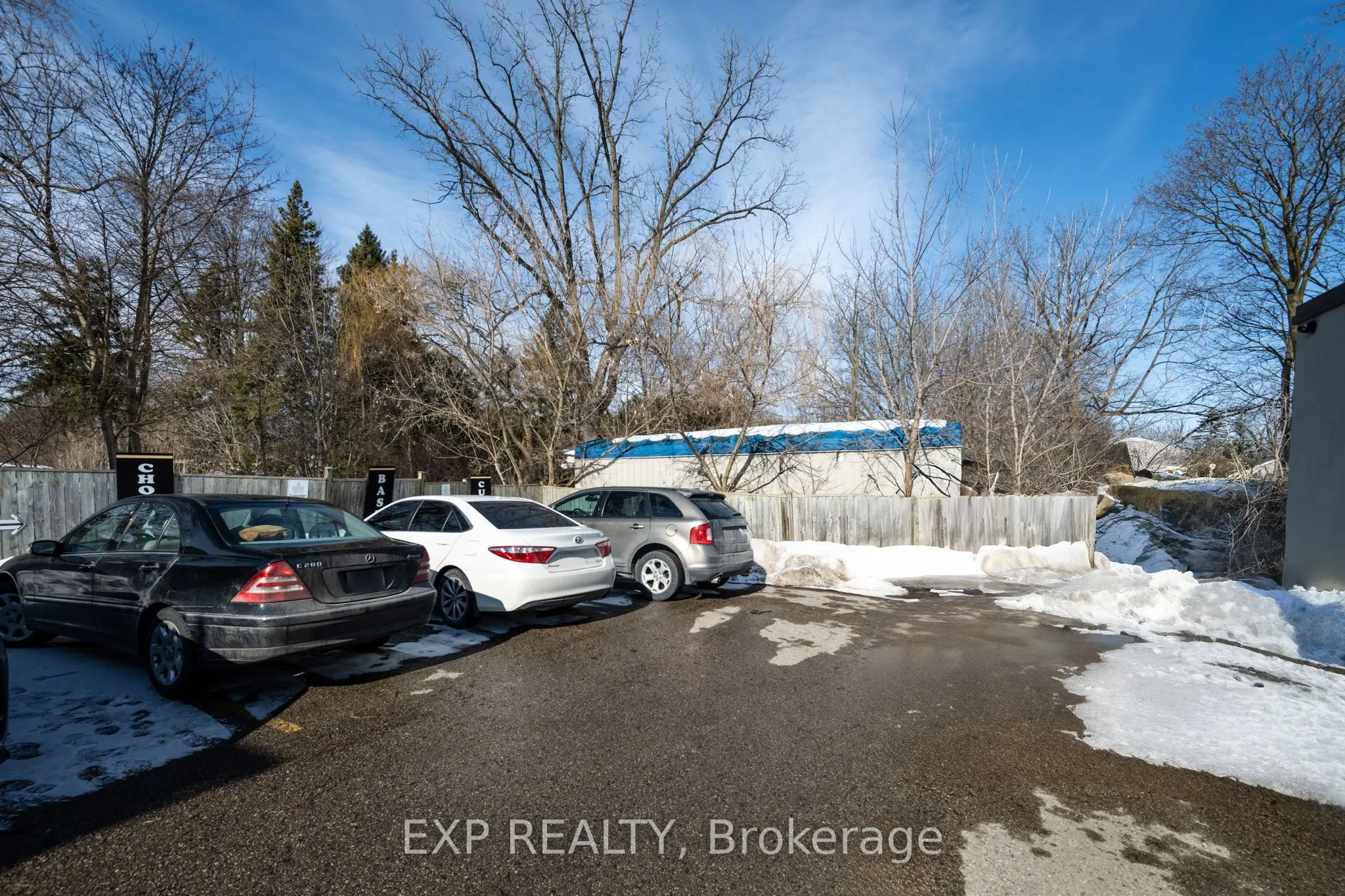 319 Springbank Drive