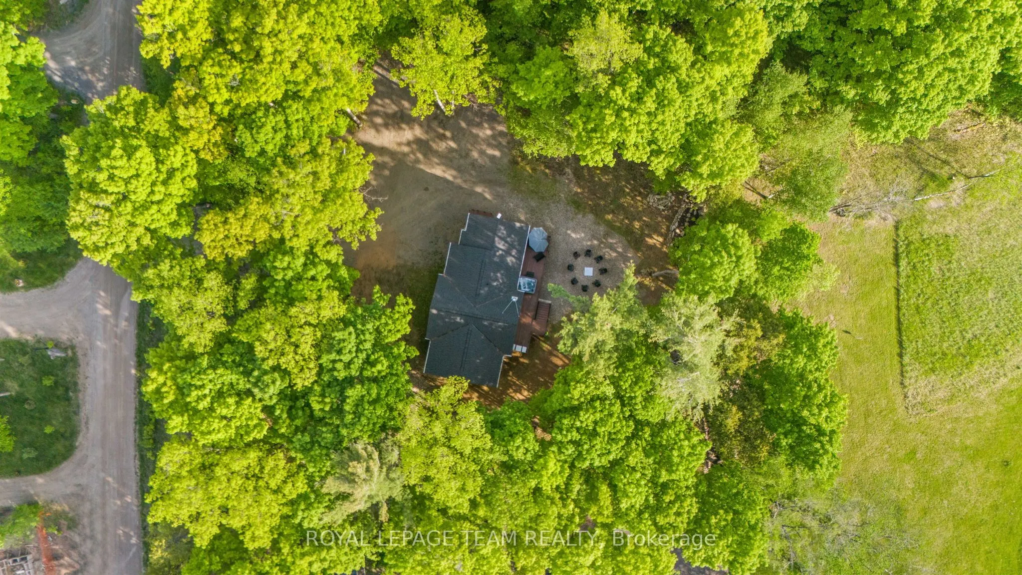 31 MORNING FLIGHT Court