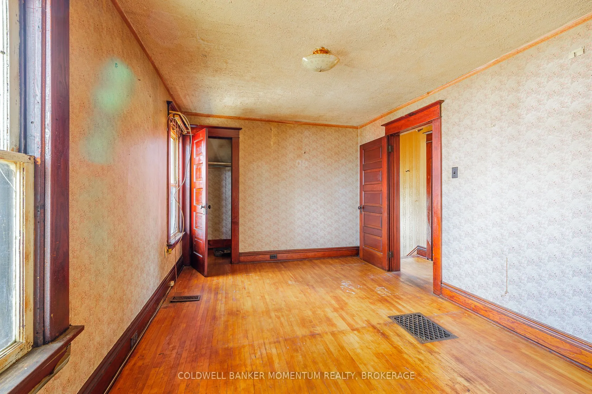263 Humboldt Parkway