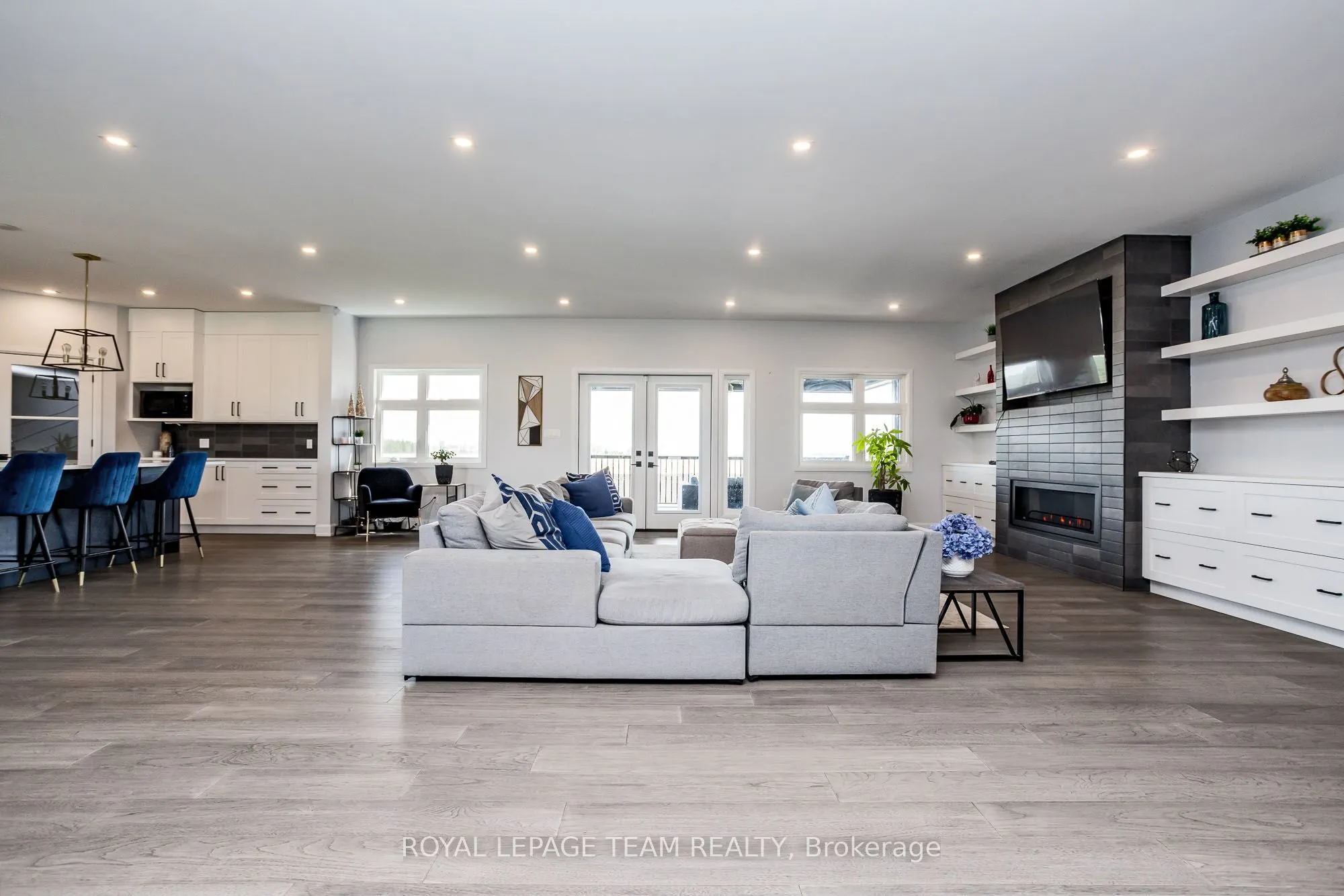 5758 Fernbank Road