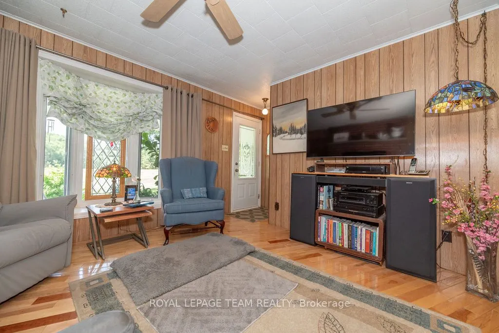 11462 Opeongo Road