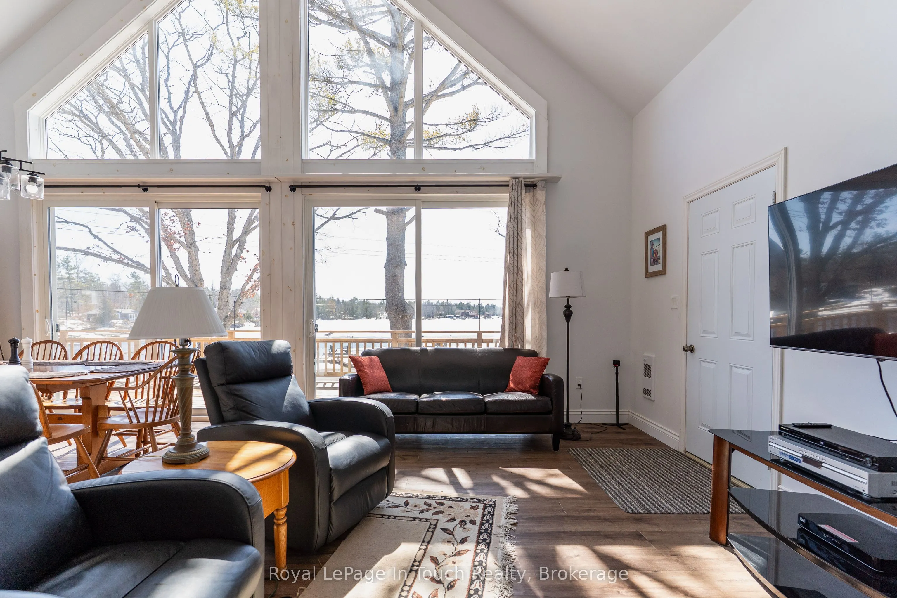 26 Macey Bay Road