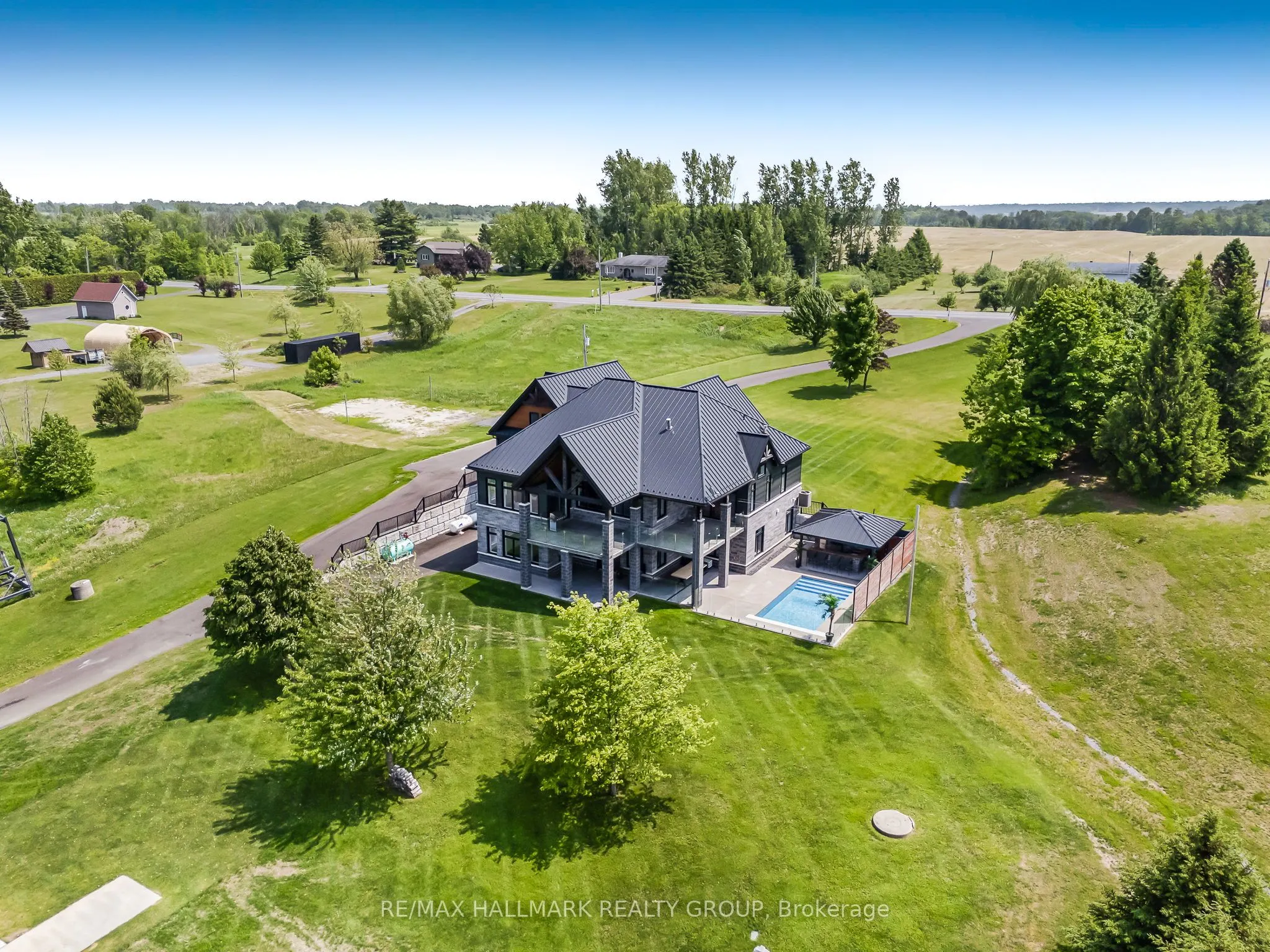 3795 CONCESSION 1 Street