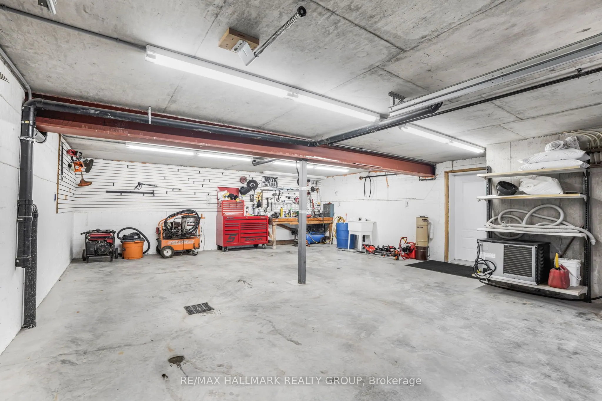 3795 CONCESSION 1 Street