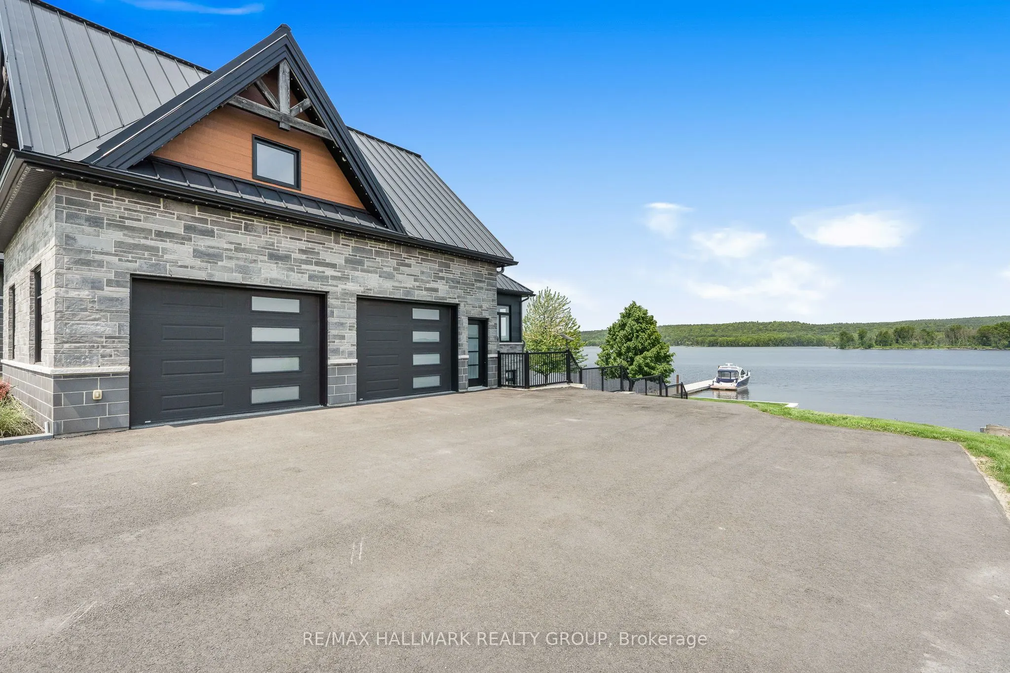 3795 CONCESSION 1 Street