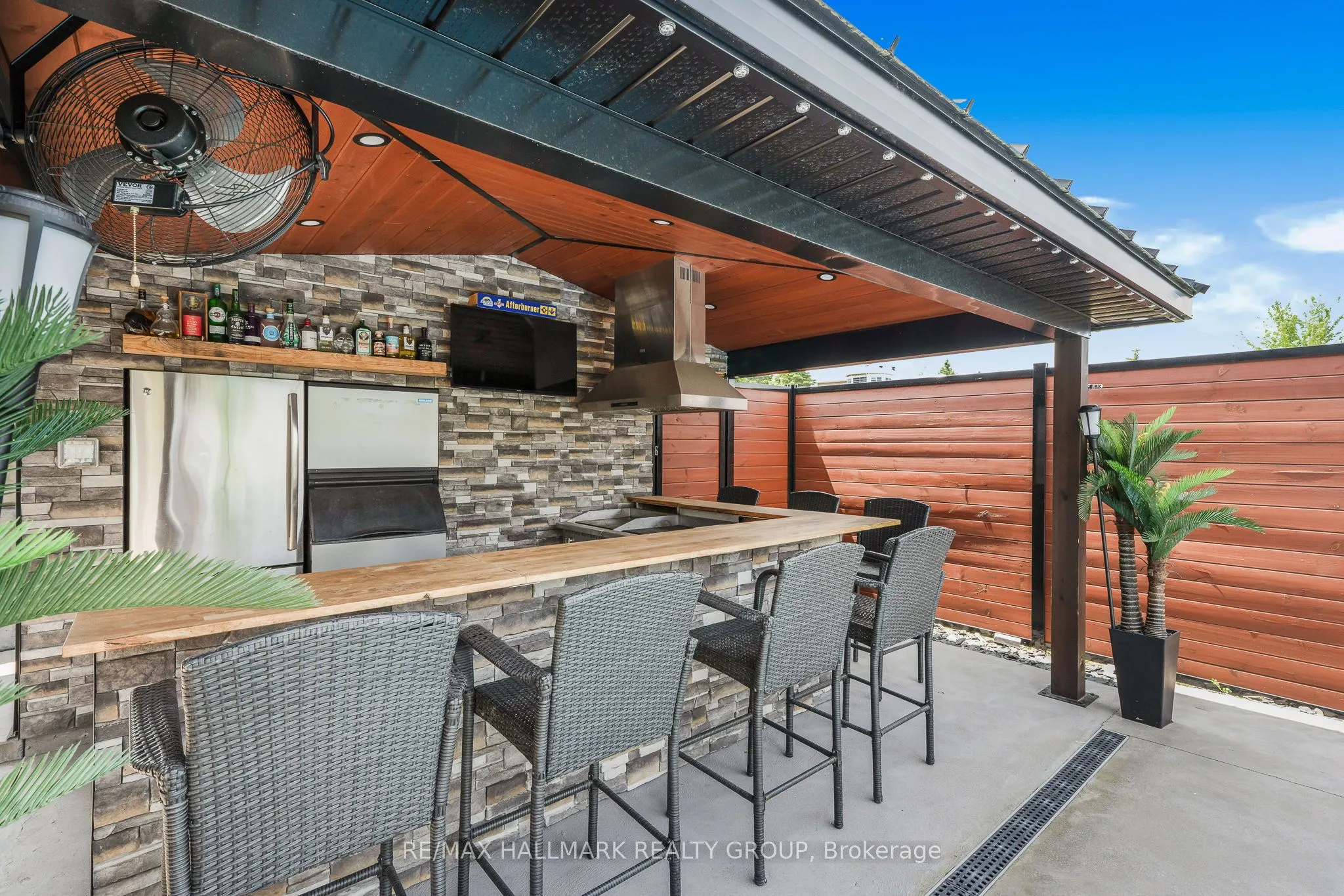 3795 CONCESSION 1 Street