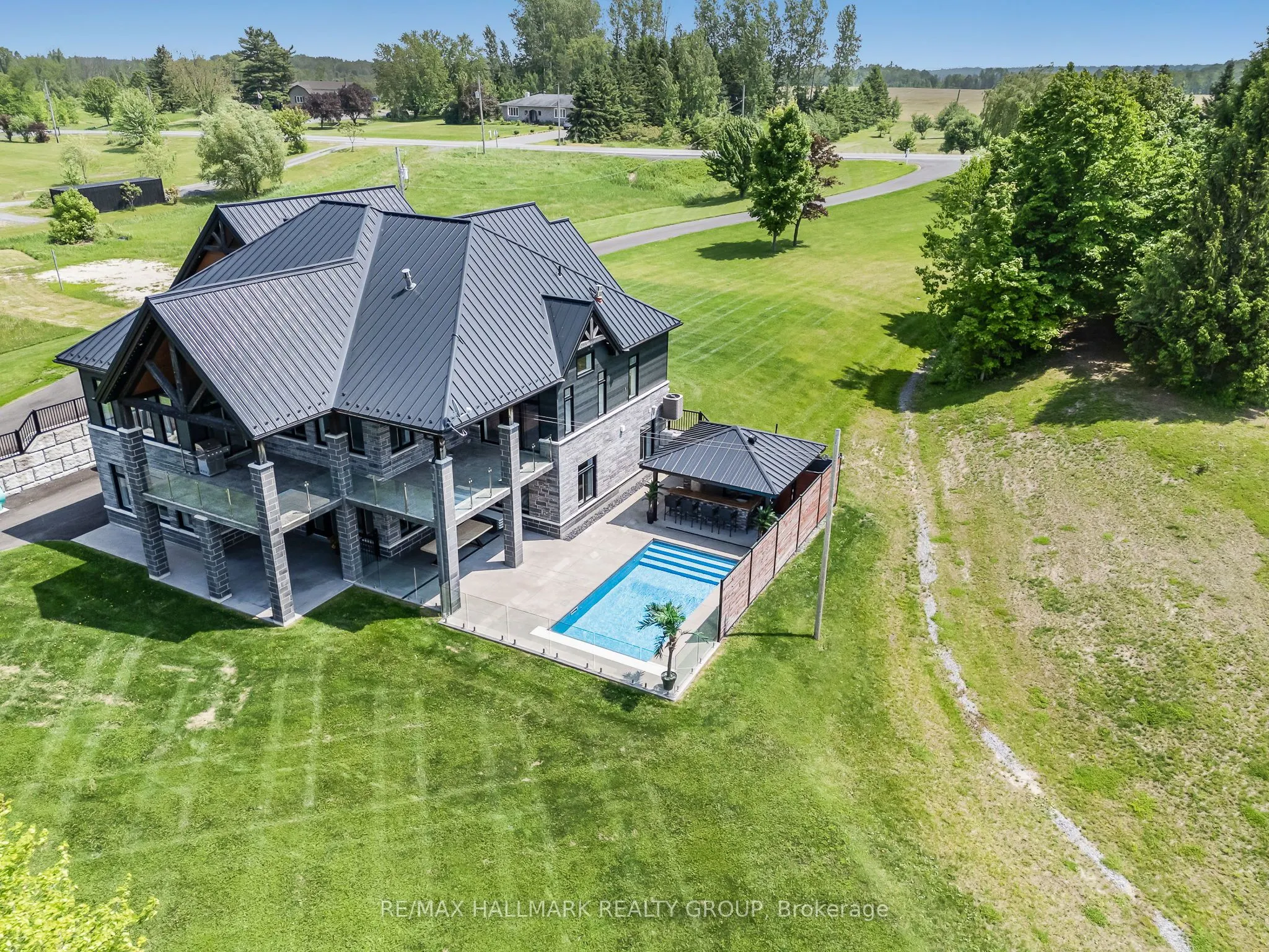 3795 CONCESSION 1 Street