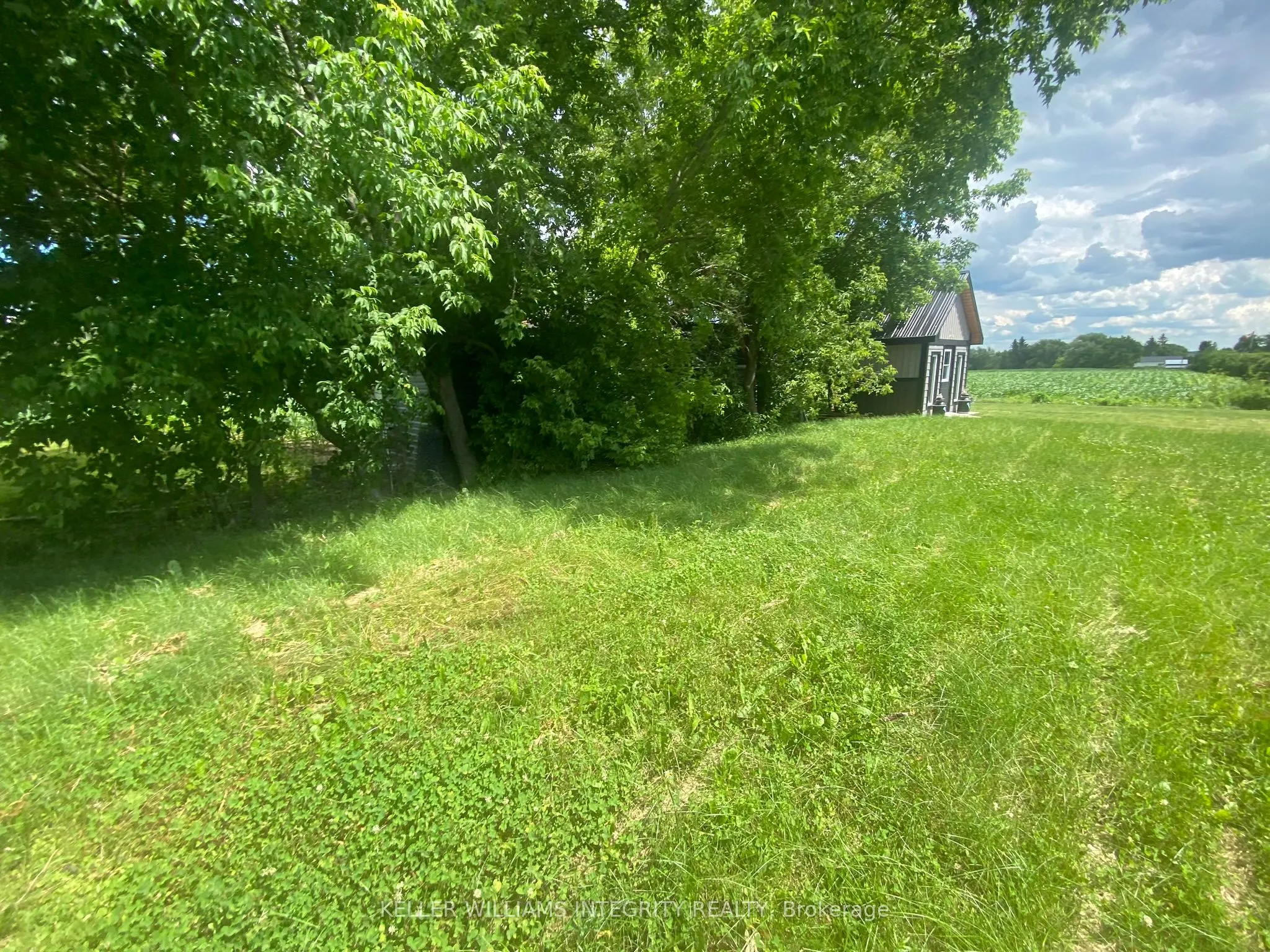2415 DU LAC Road