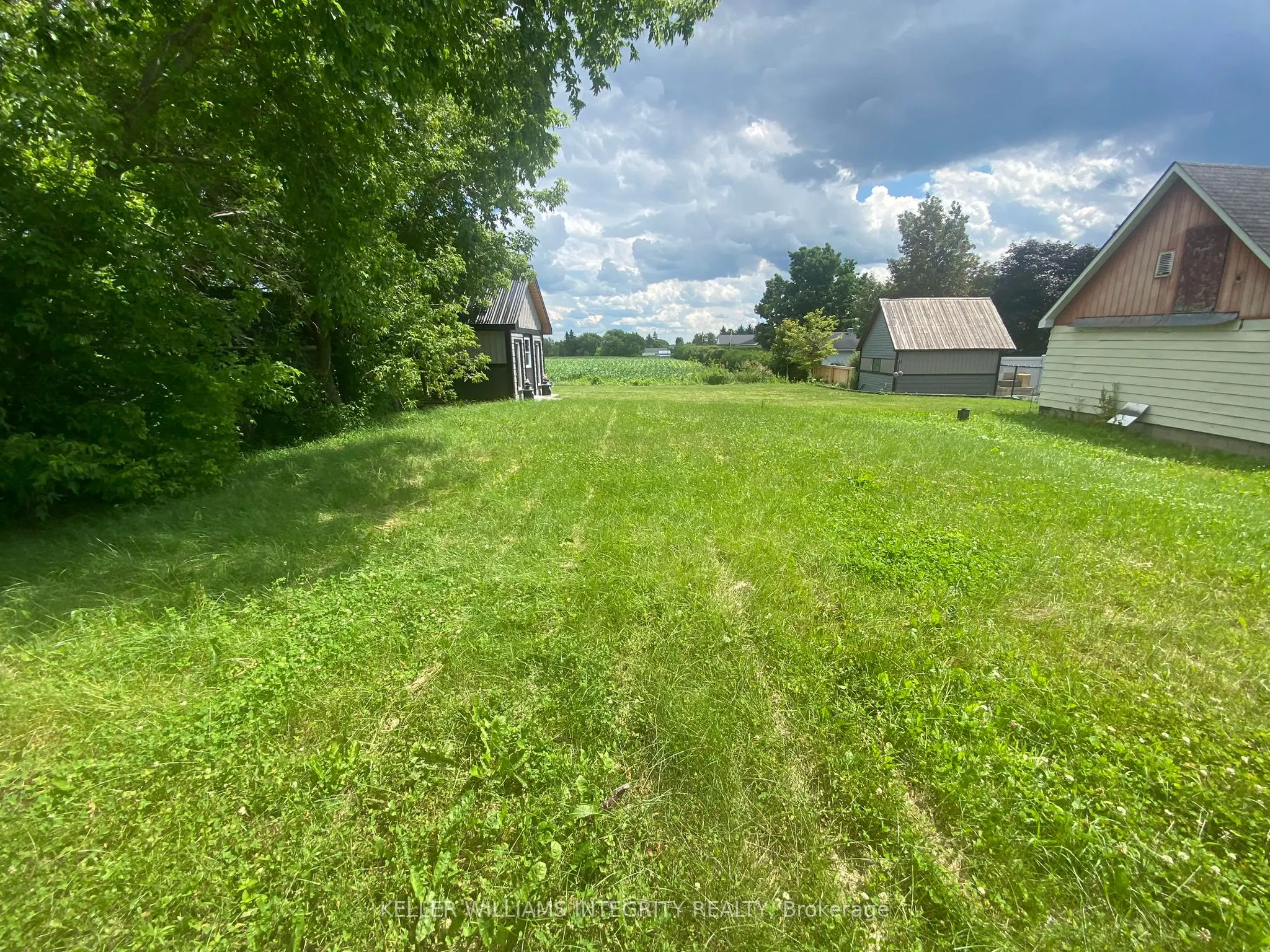 2415 DU LAC Road