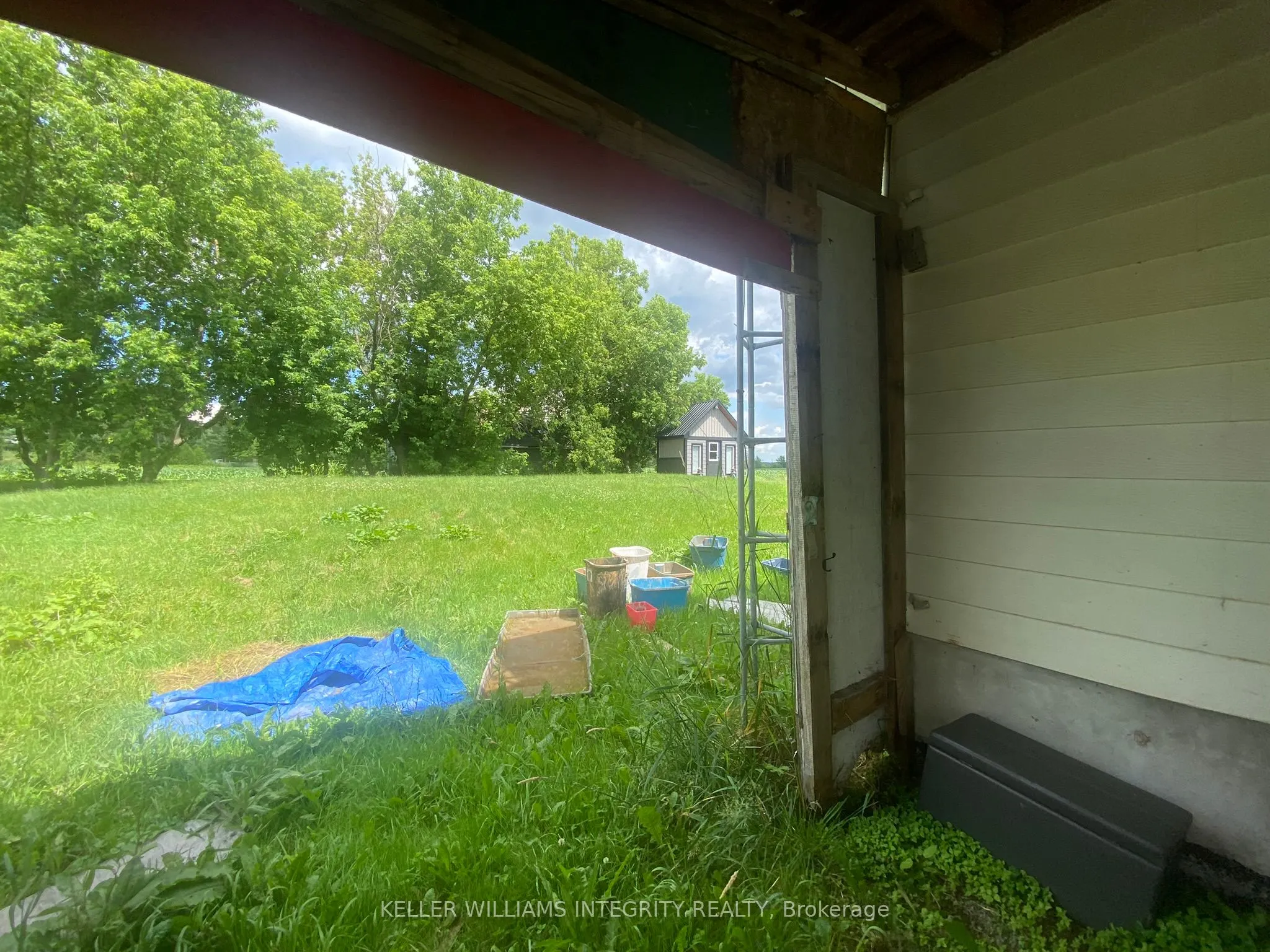2415 DU LAC Road