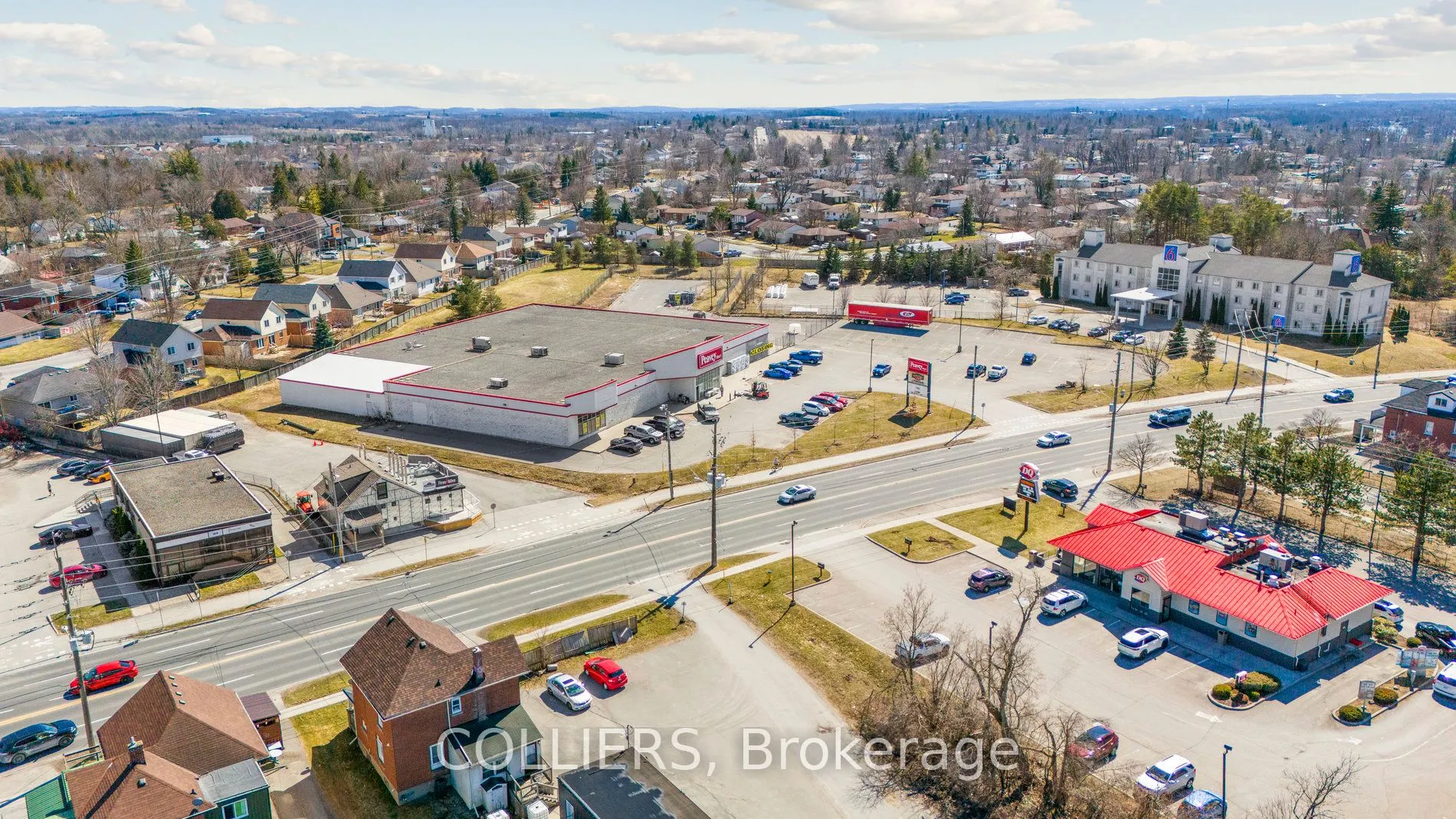 147 Lansdowne Street E