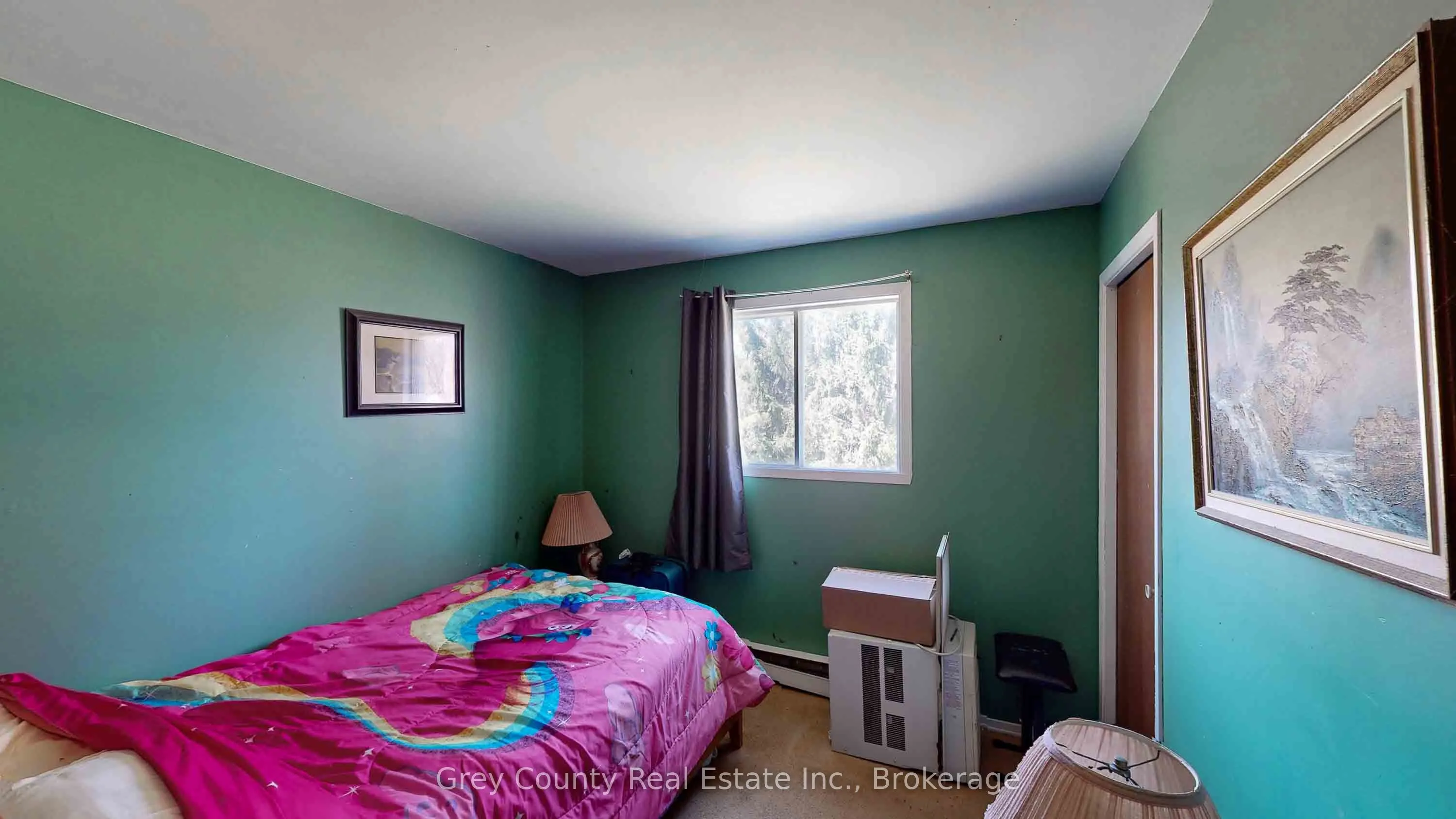 101841 Grey Road 5 Road