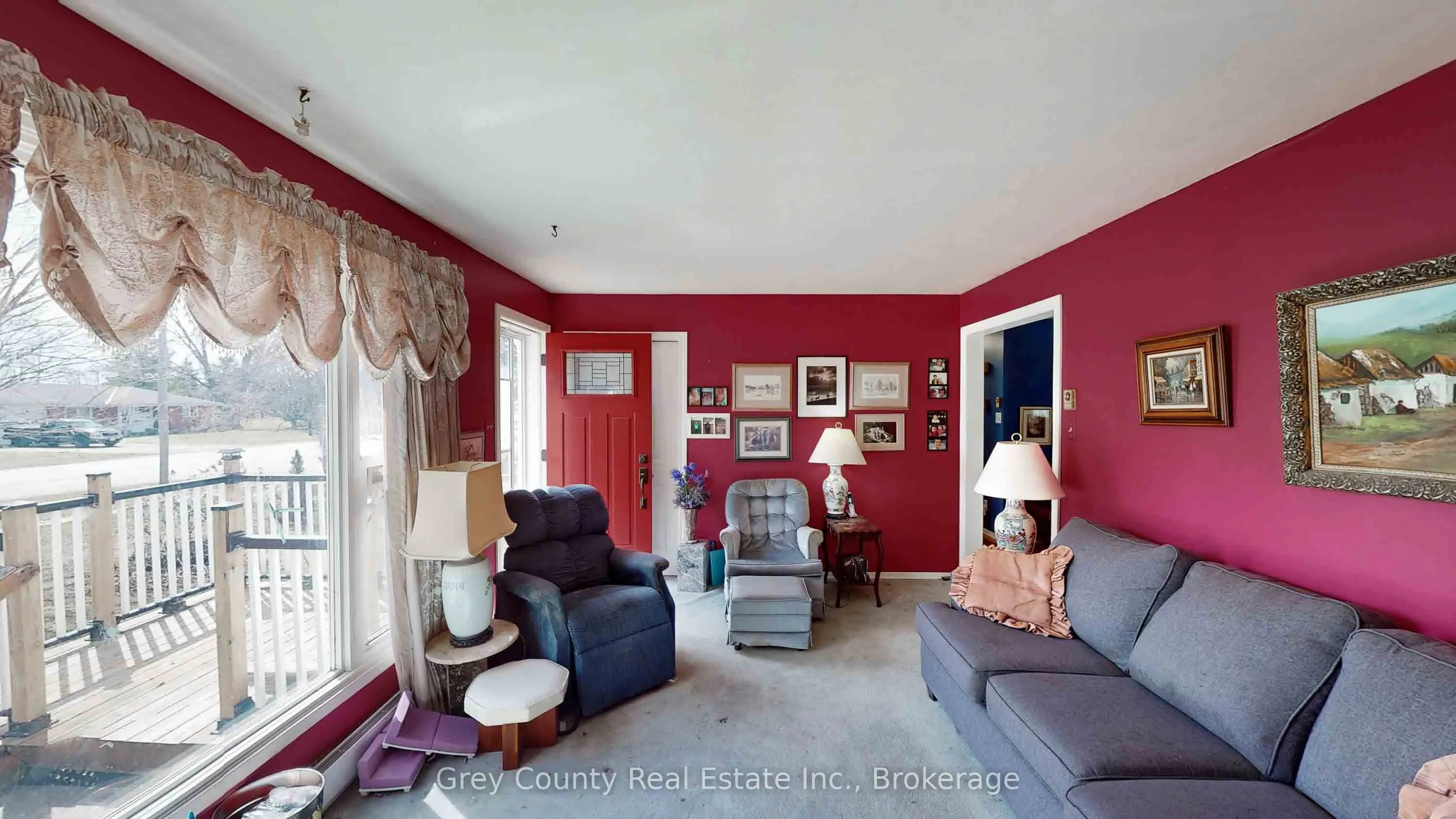 101841 Grey Road 5 Road