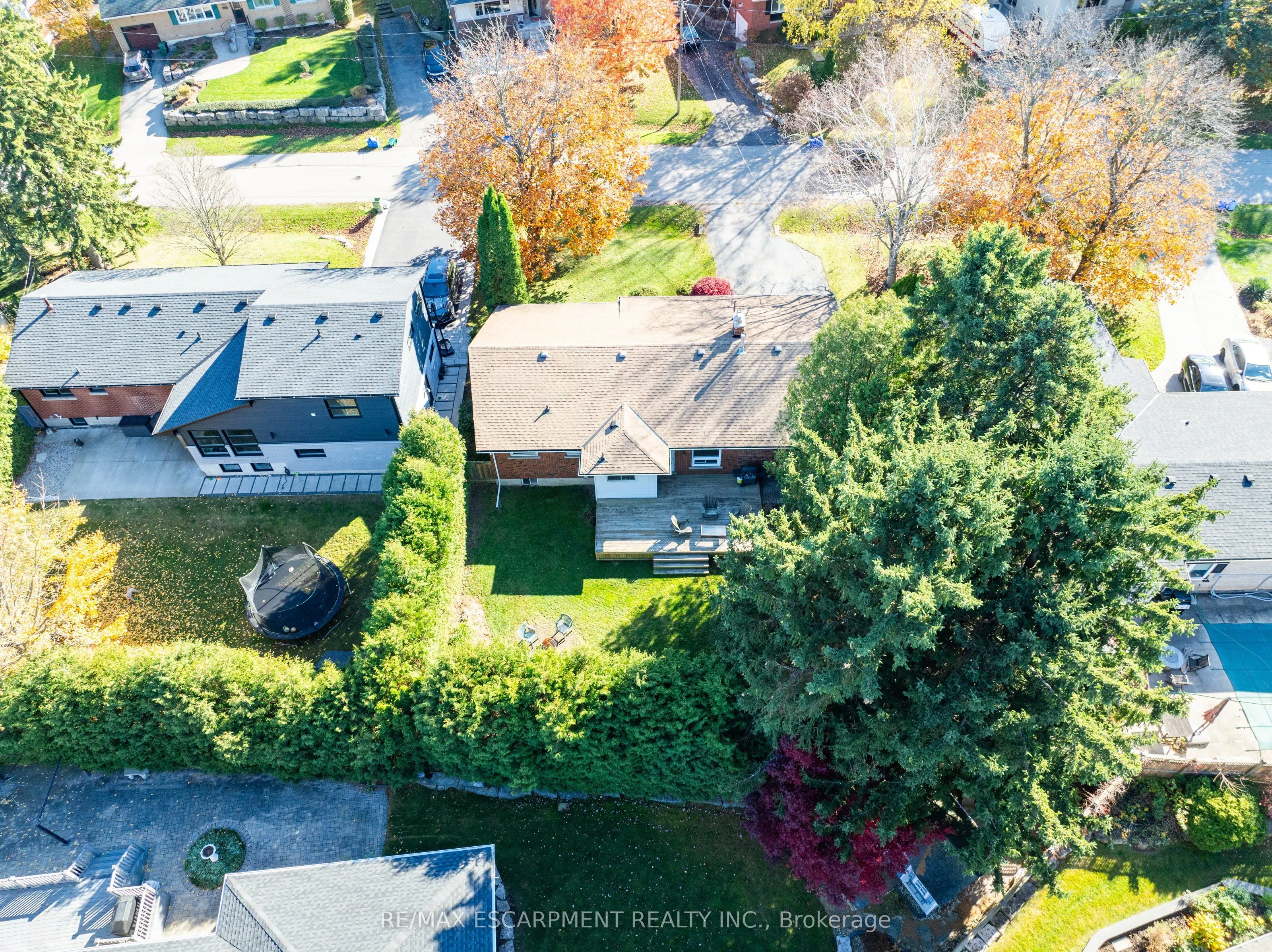 375 Clarendon Drive