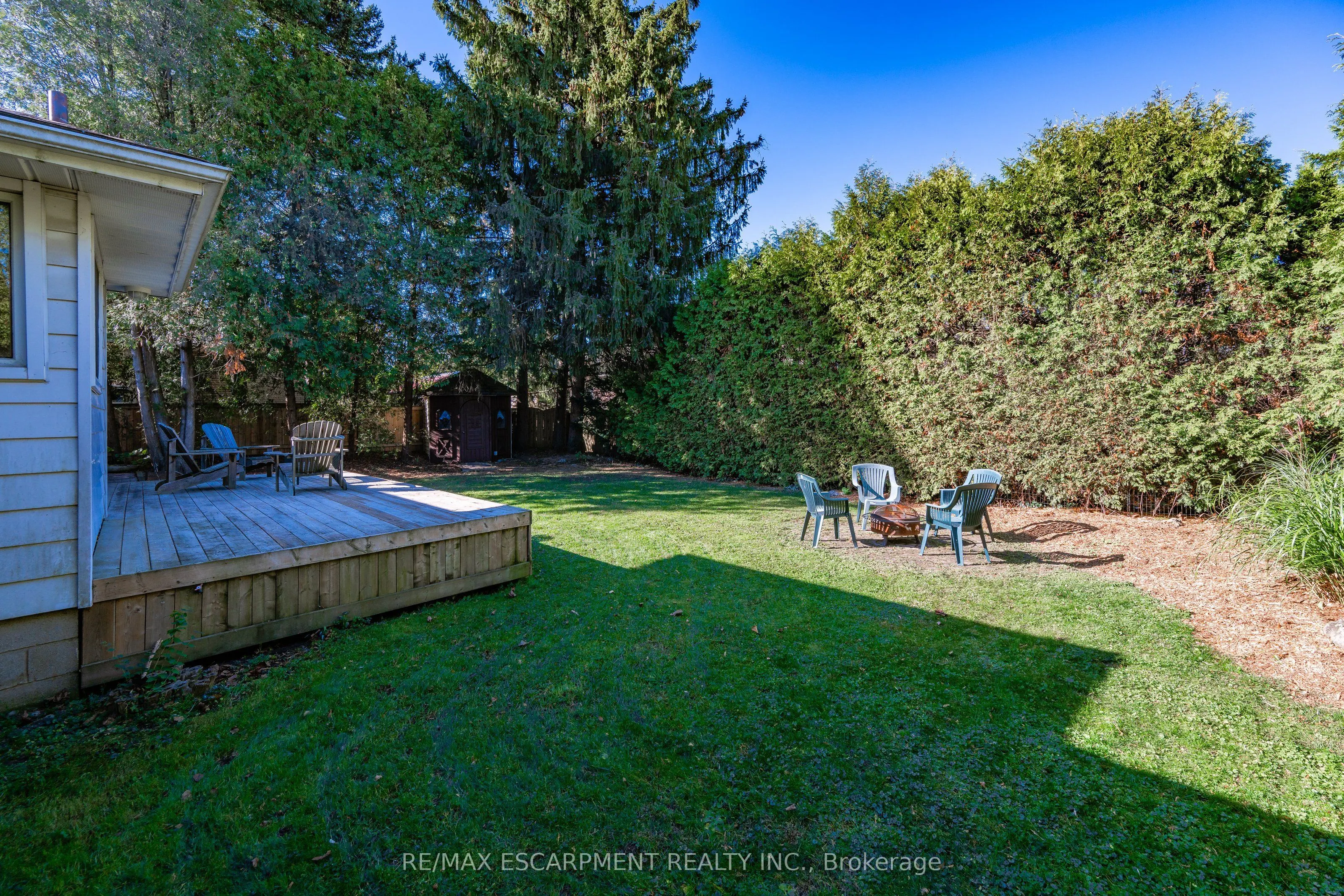 375 Clarendon Drive