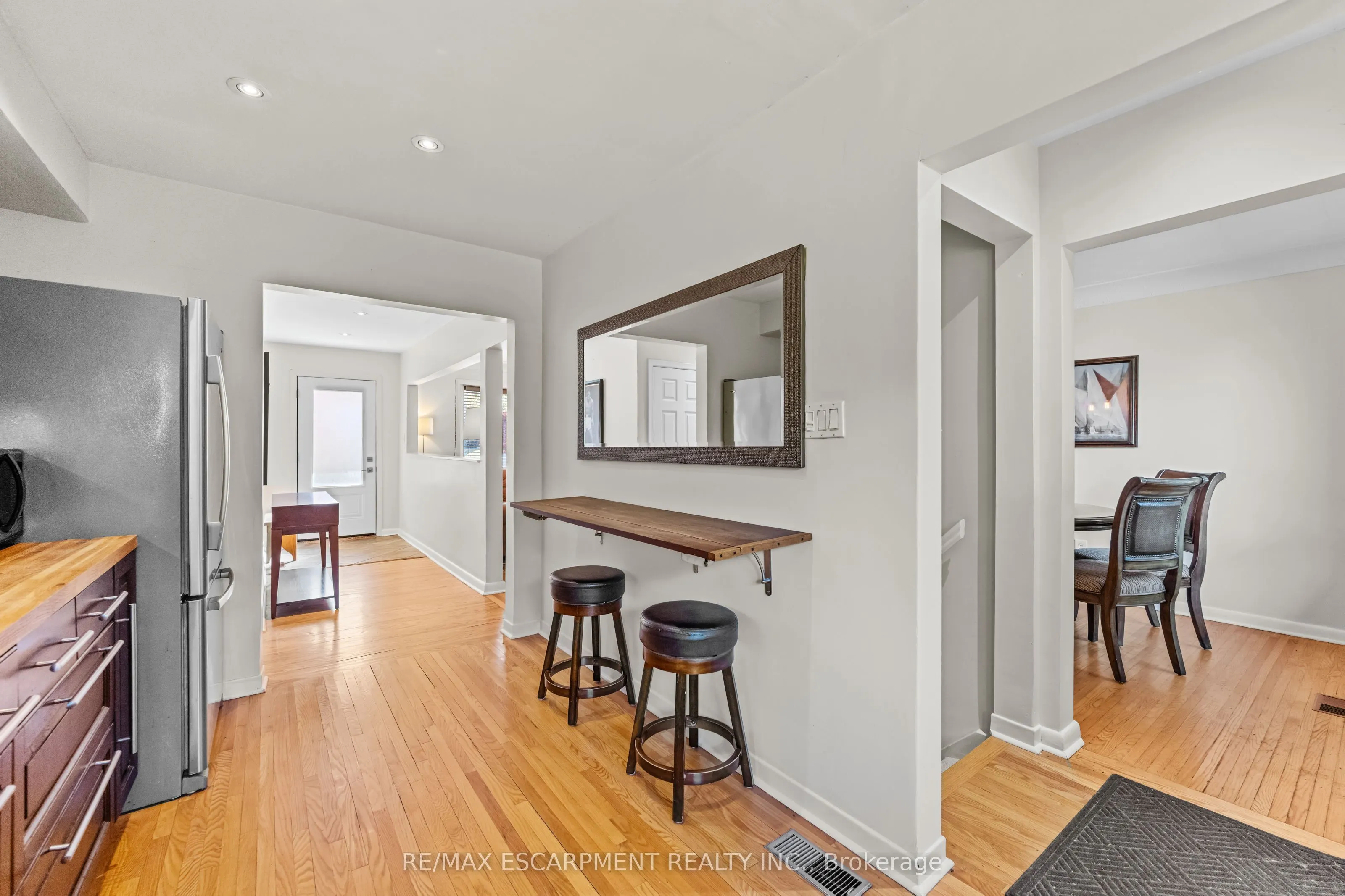 375 Clarendon Drive