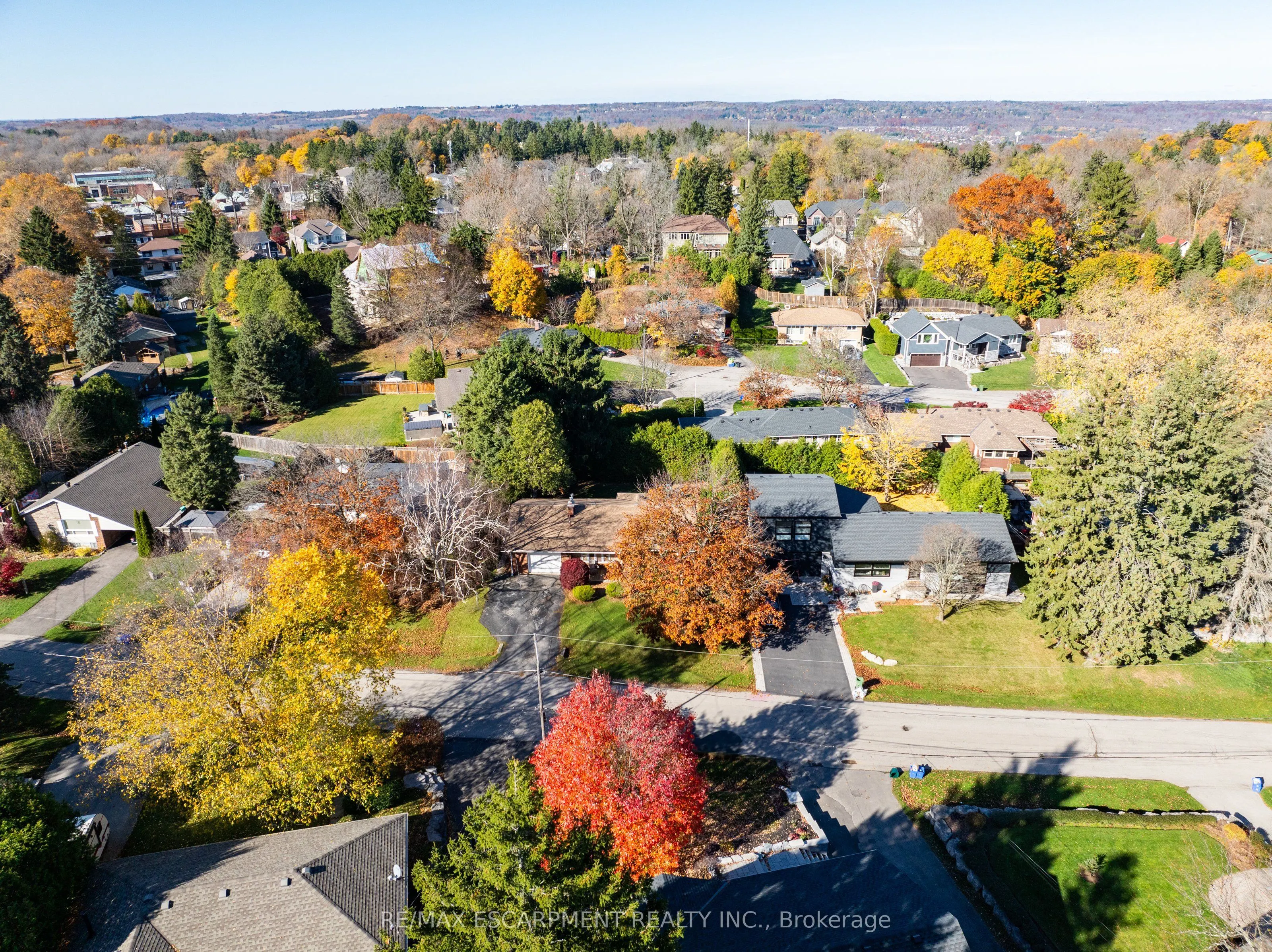 375 Clarendon Drive