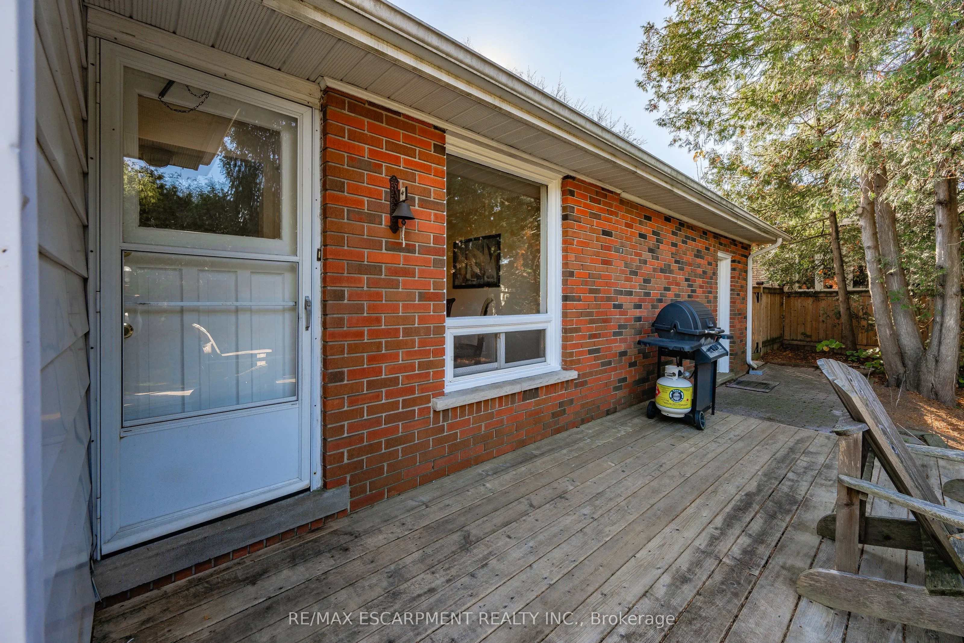 375 Clarendon Drive