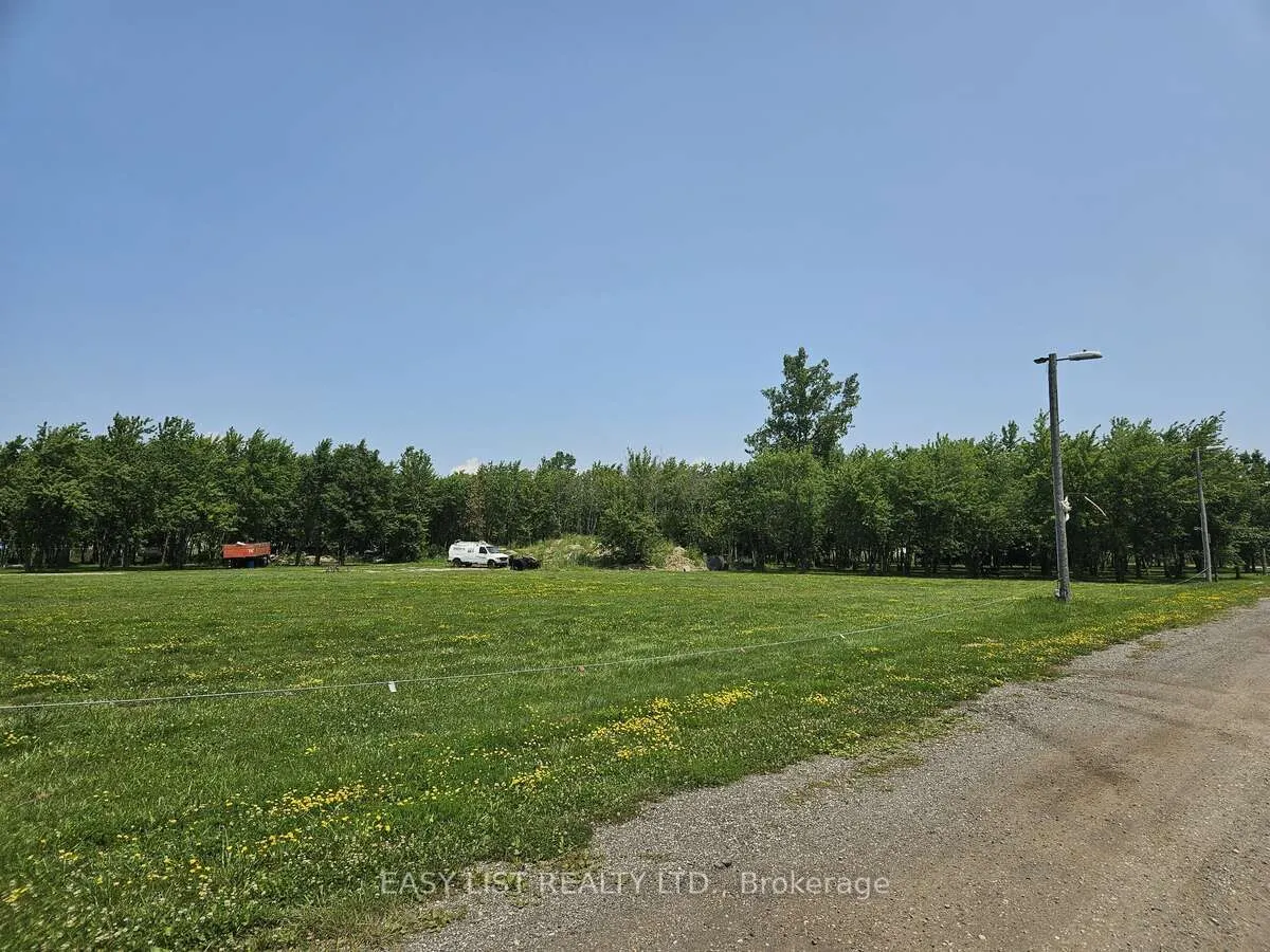 4625 Richardson Side Road