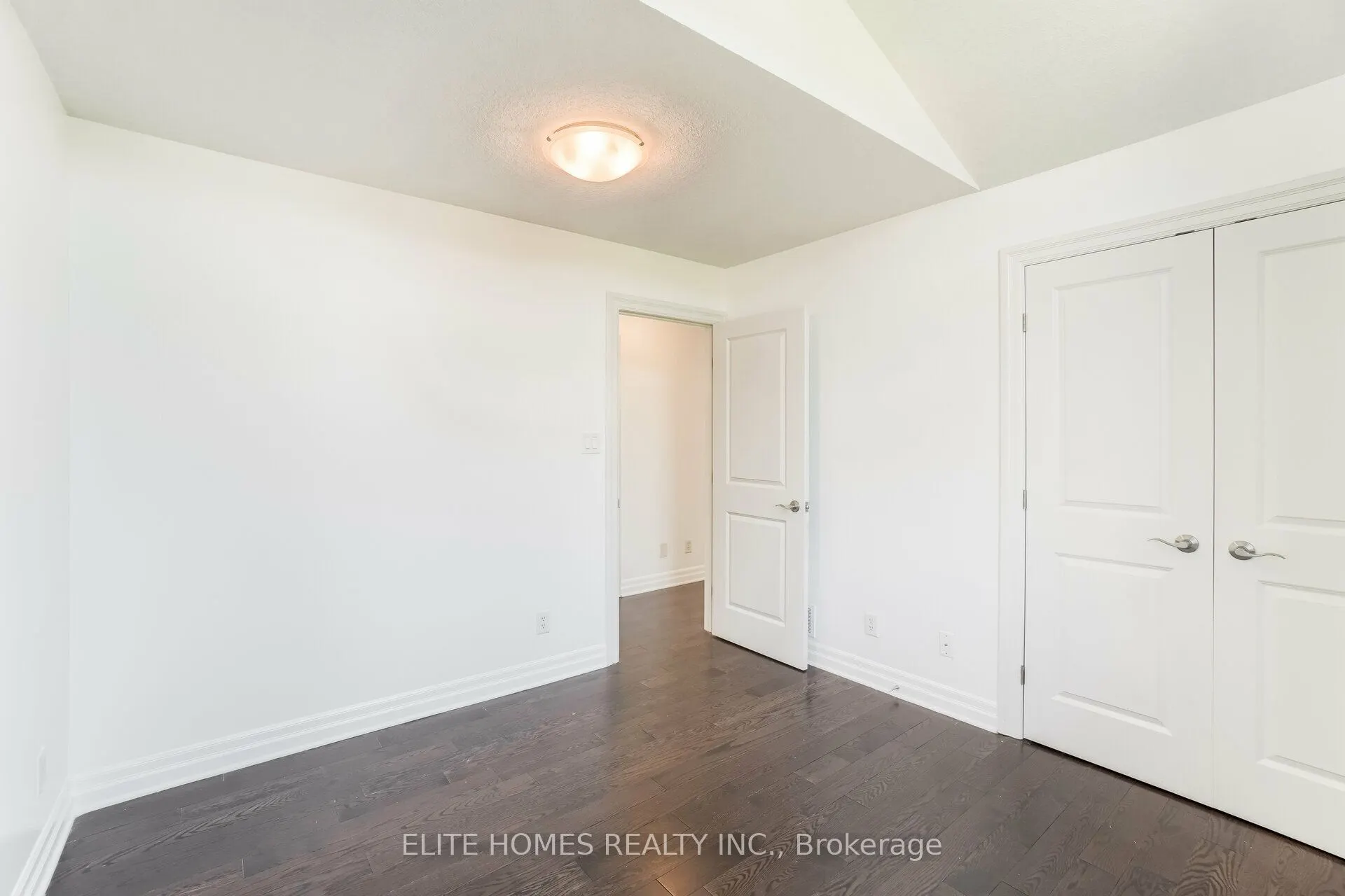 1734 Tigerlily Road