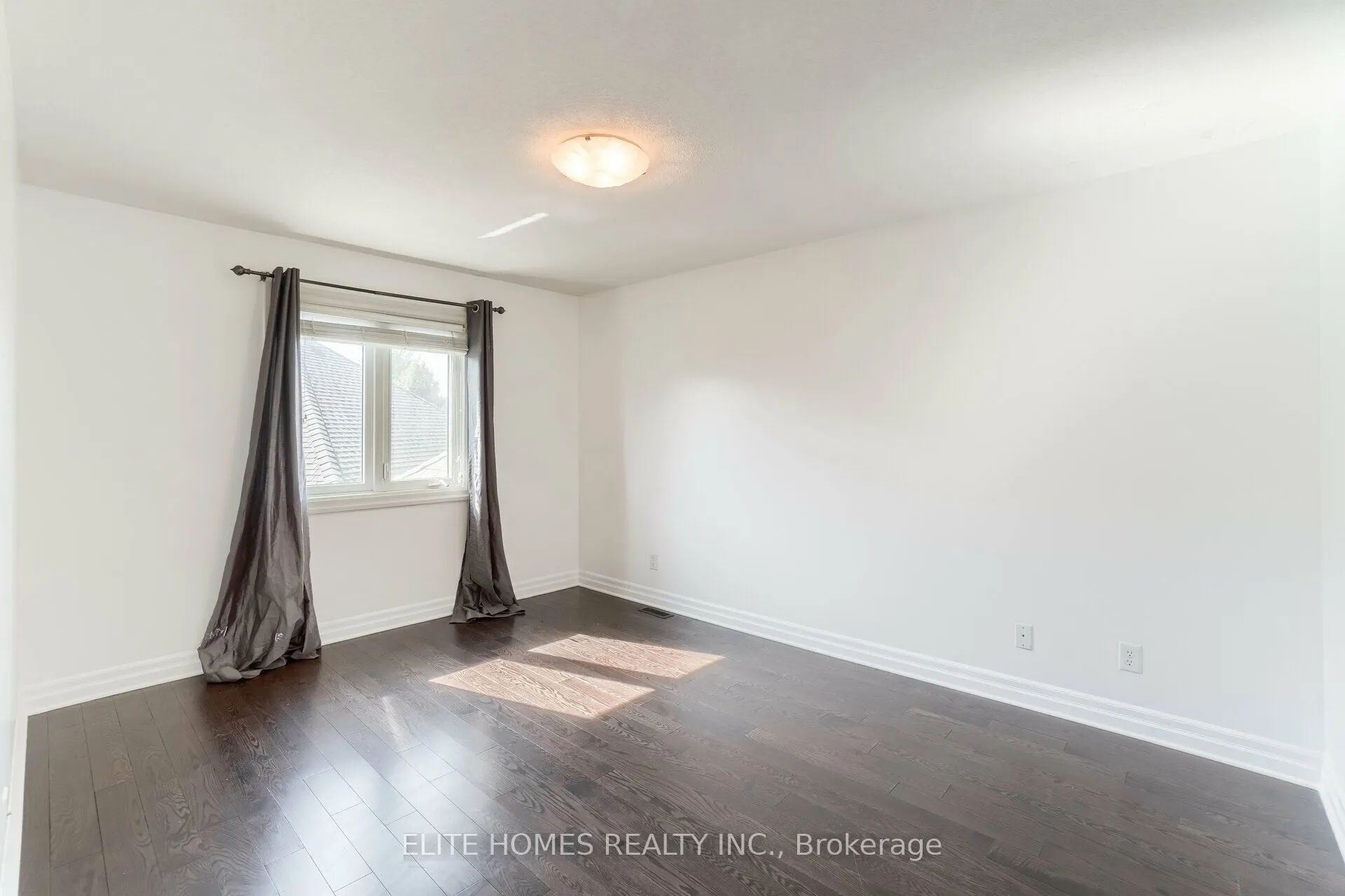 1734 Tigerlily Road