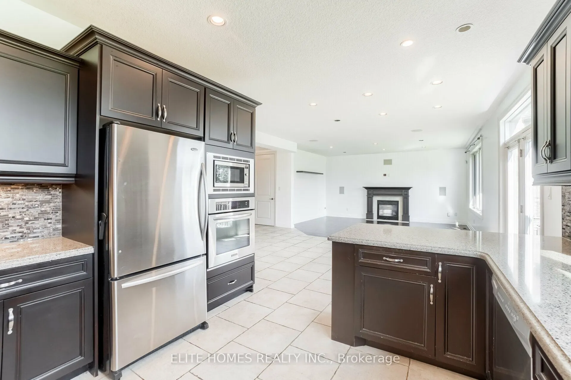1734 Tigerlily Road