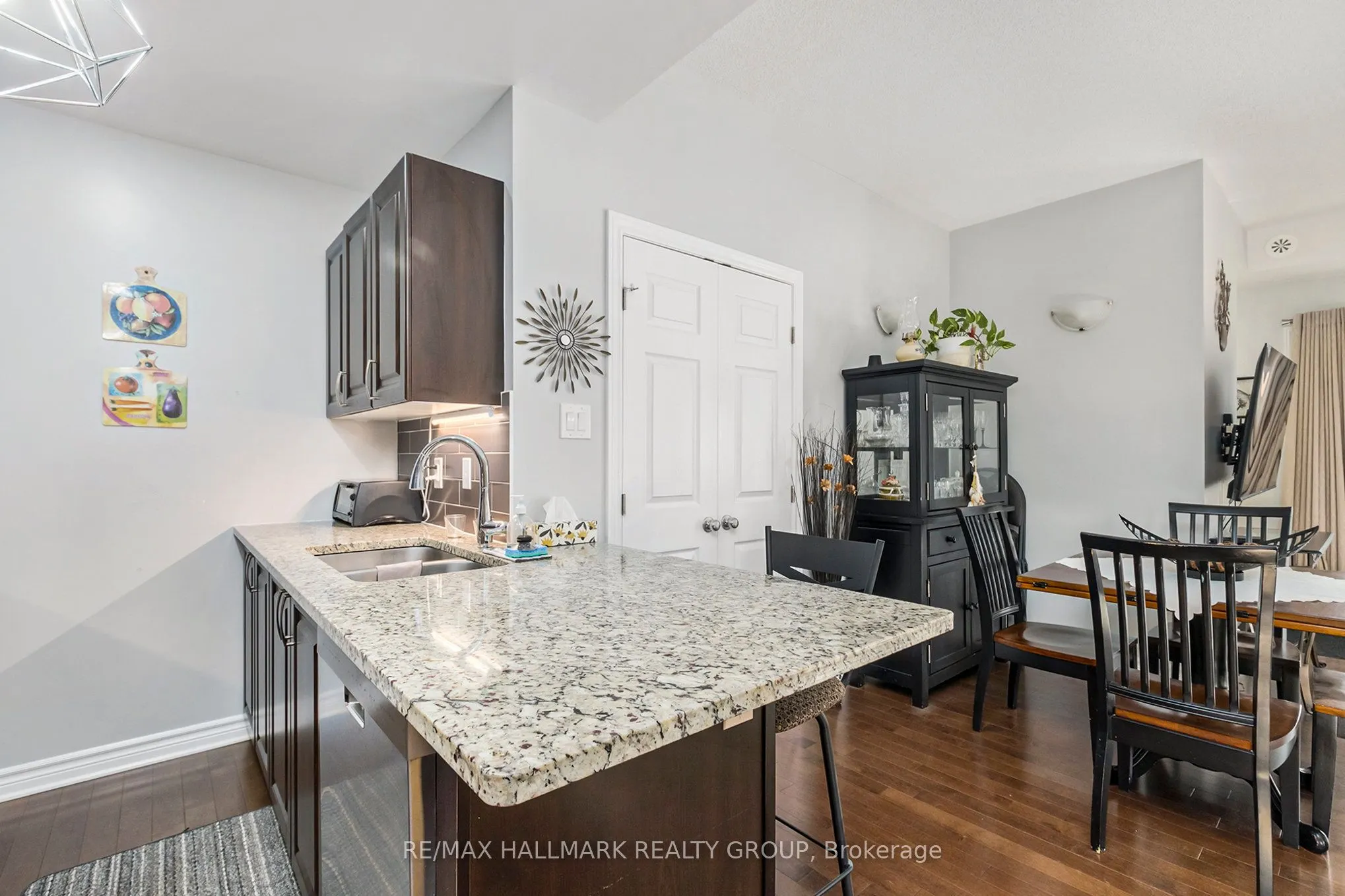 362 WOOD ACRES Grove, #i