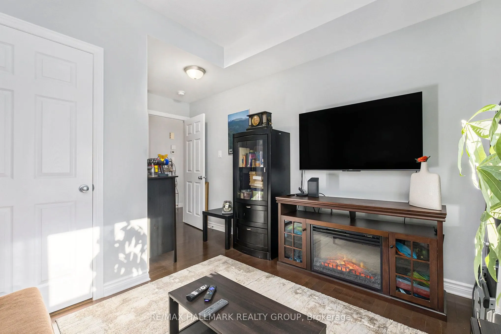 362 WOOD ACRES Grove, #i