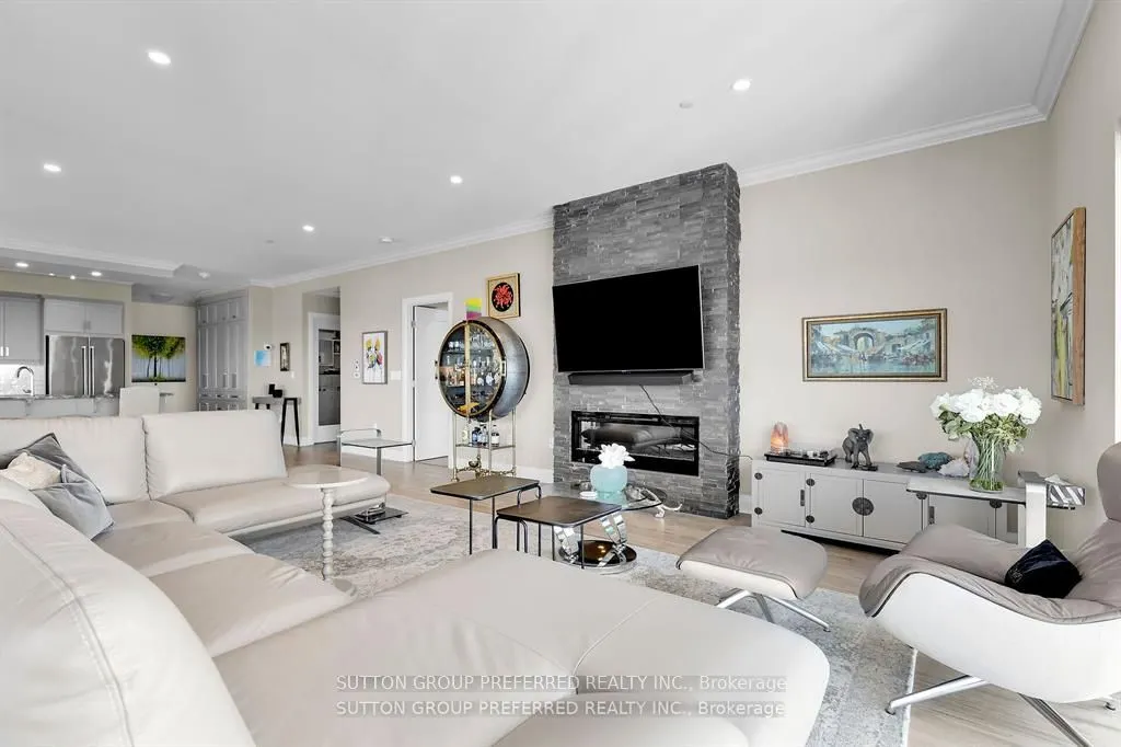 505 Talbot Street, #2702