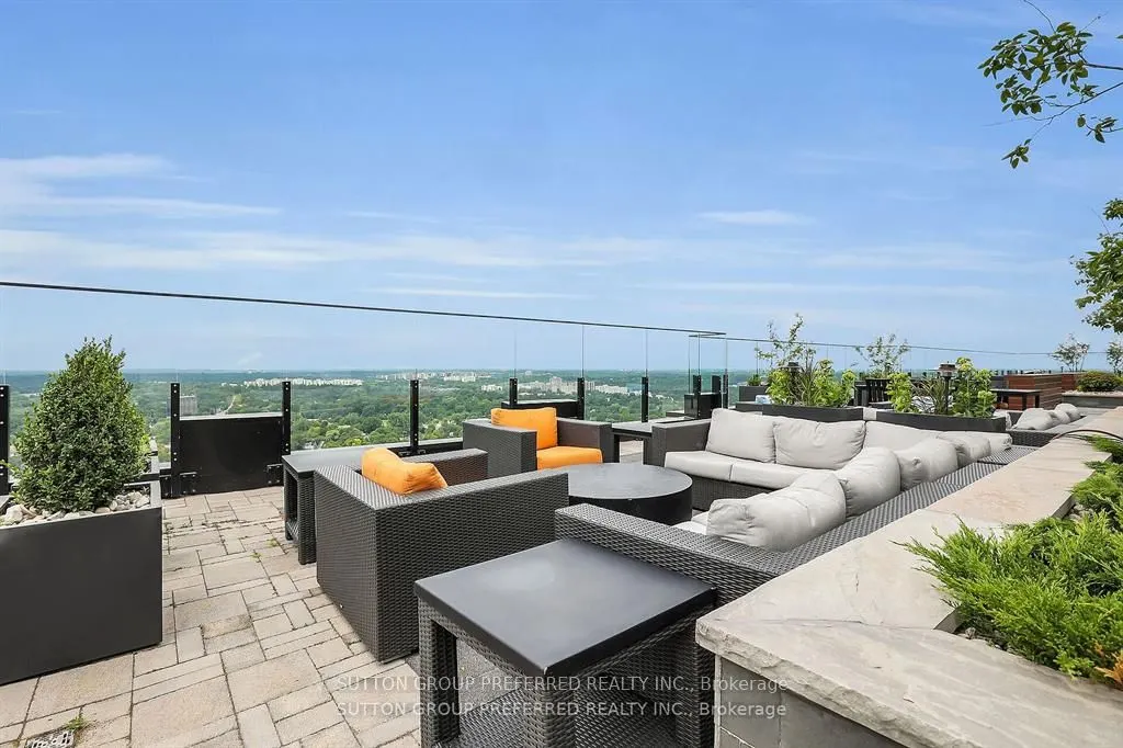 505 Talbot Street, #2702