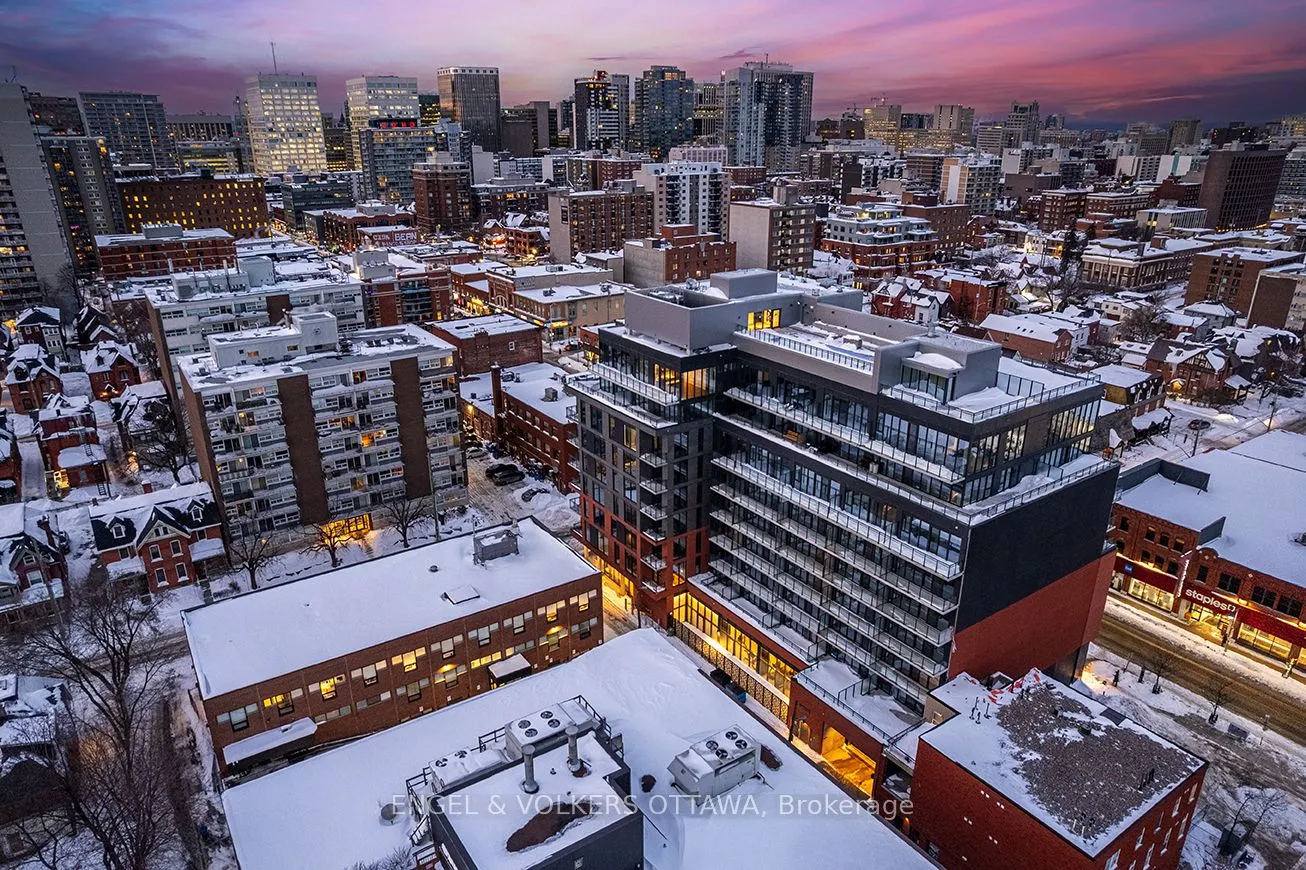 10 James Street #709