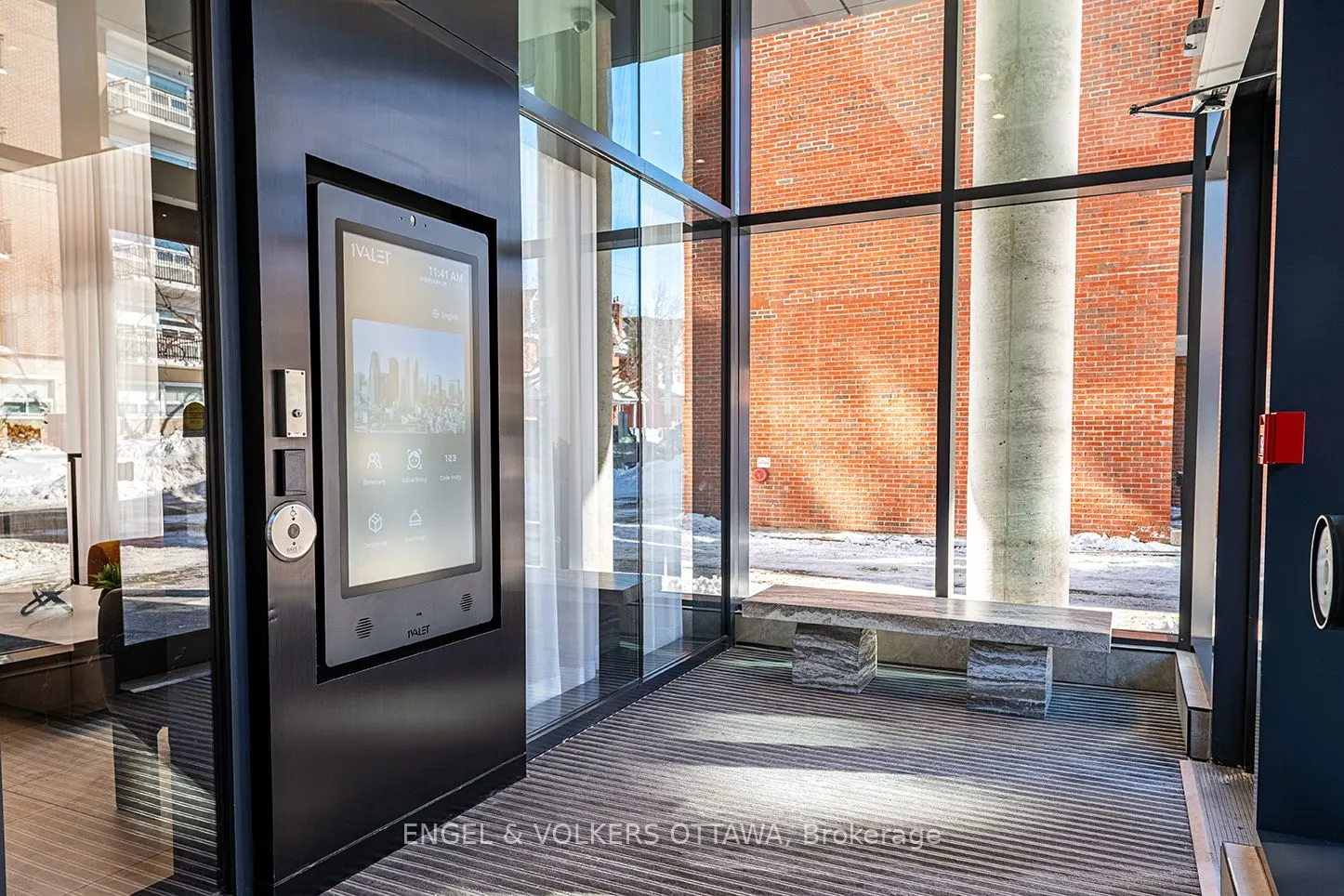 10 James Street #709