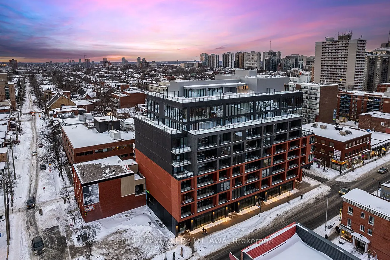 10 James Street #709