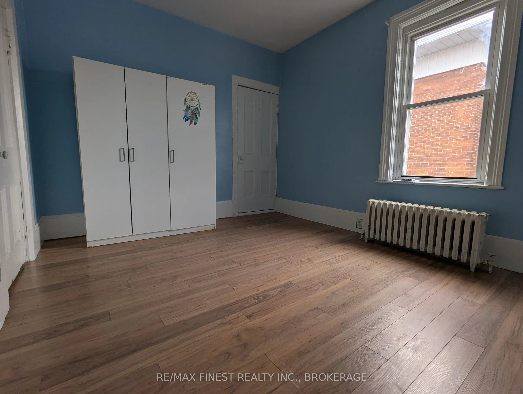 11 Bridge Street, #west