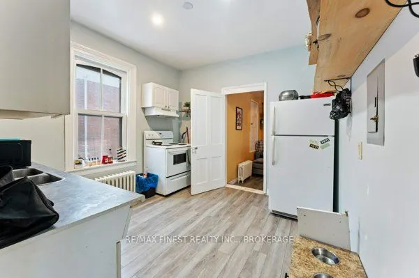 11 Bridge Street, #west