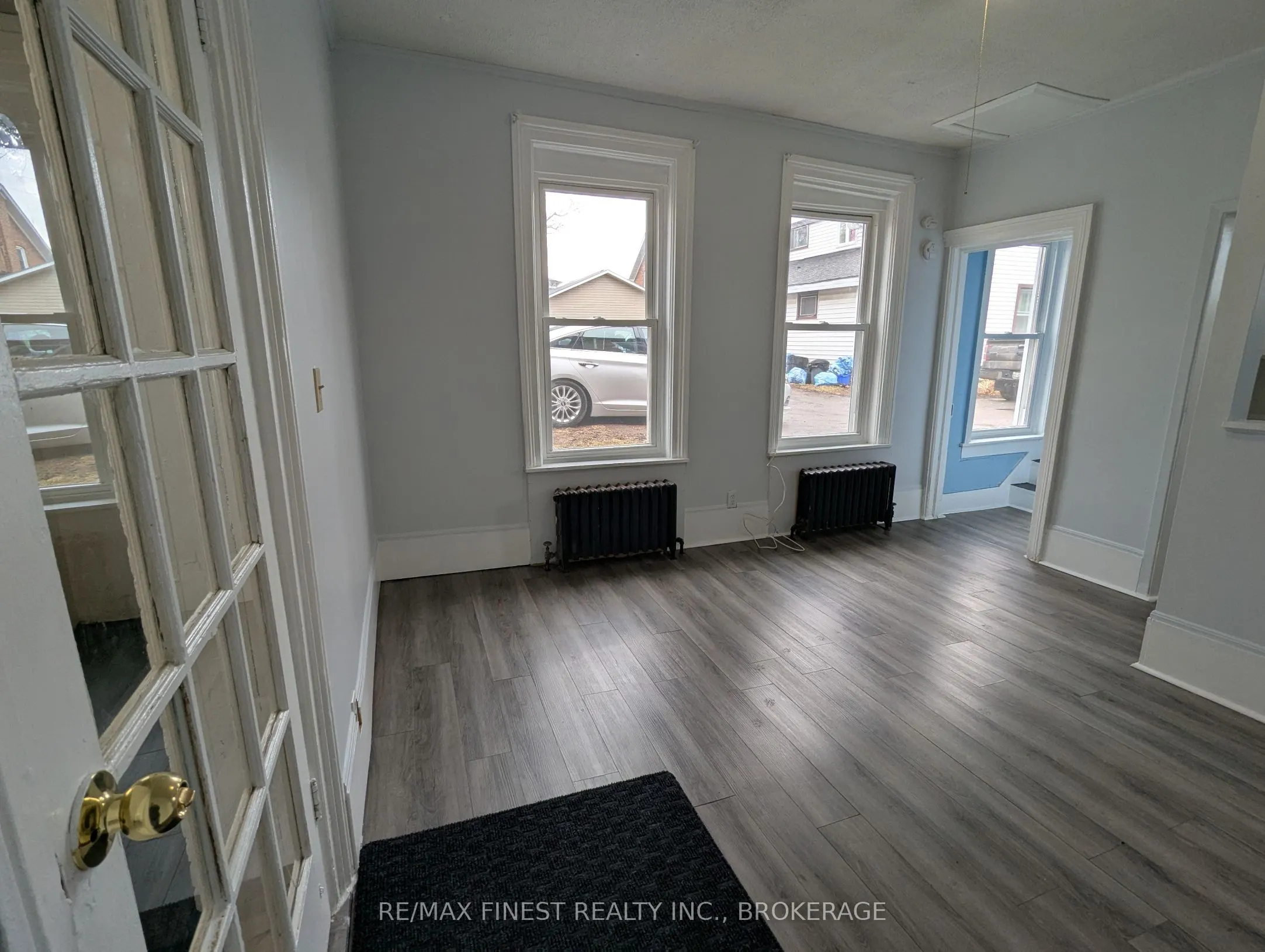 11 Bridge Street, #west