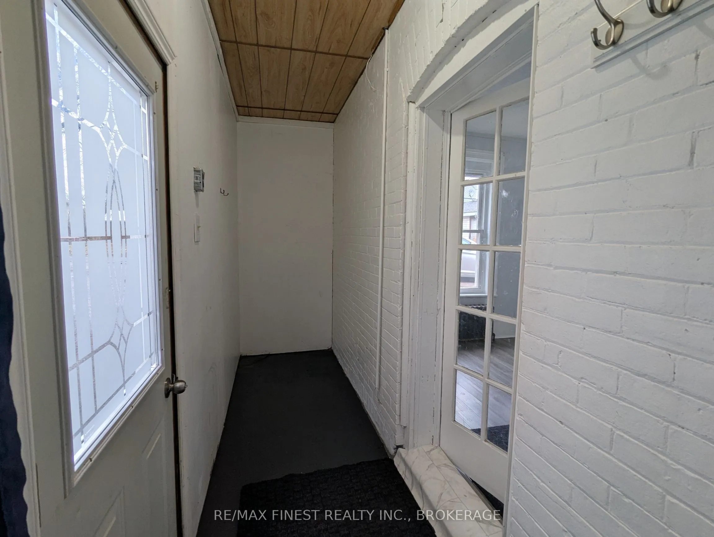 11 Bridge Street, #west