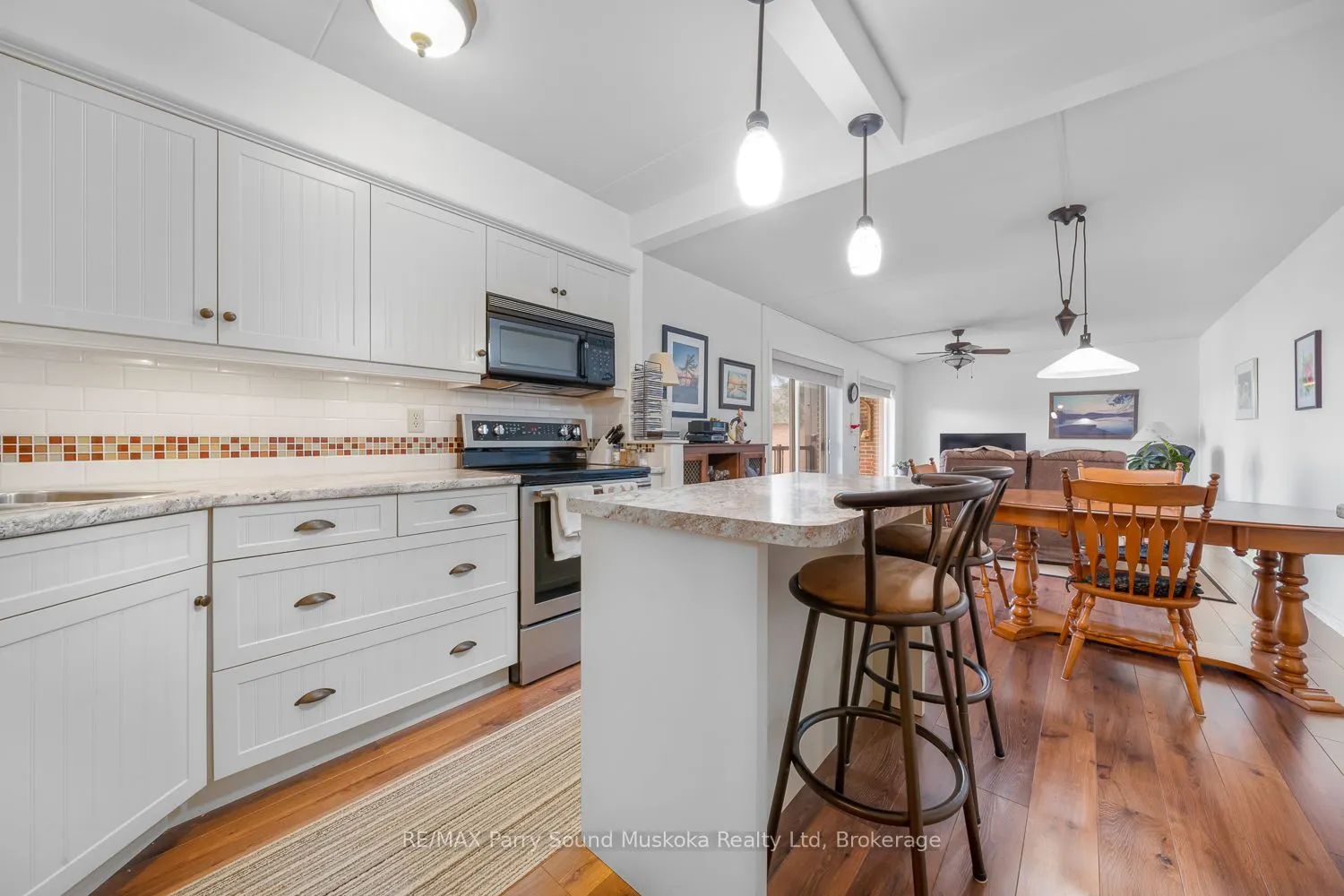 100 Beaconview Heights, #205